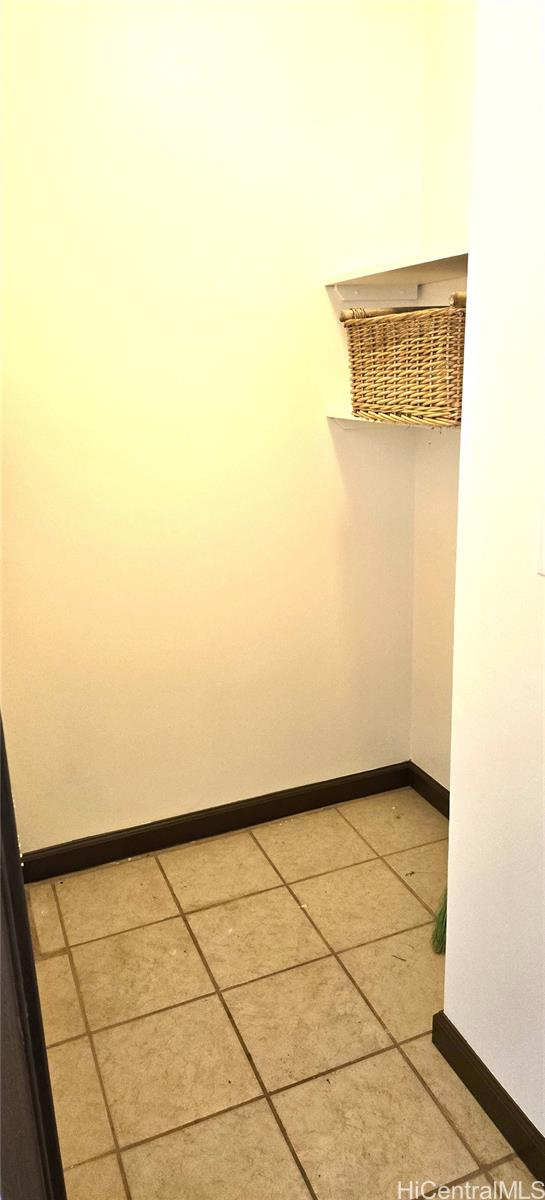 Century West condo # 309, Honolulu, Hawaii - photo 9 of 13