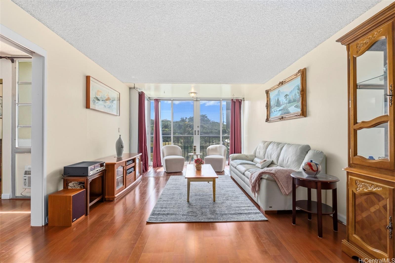 Century West condo # 509, Honolulu, Hawaii - photo 4 of 24