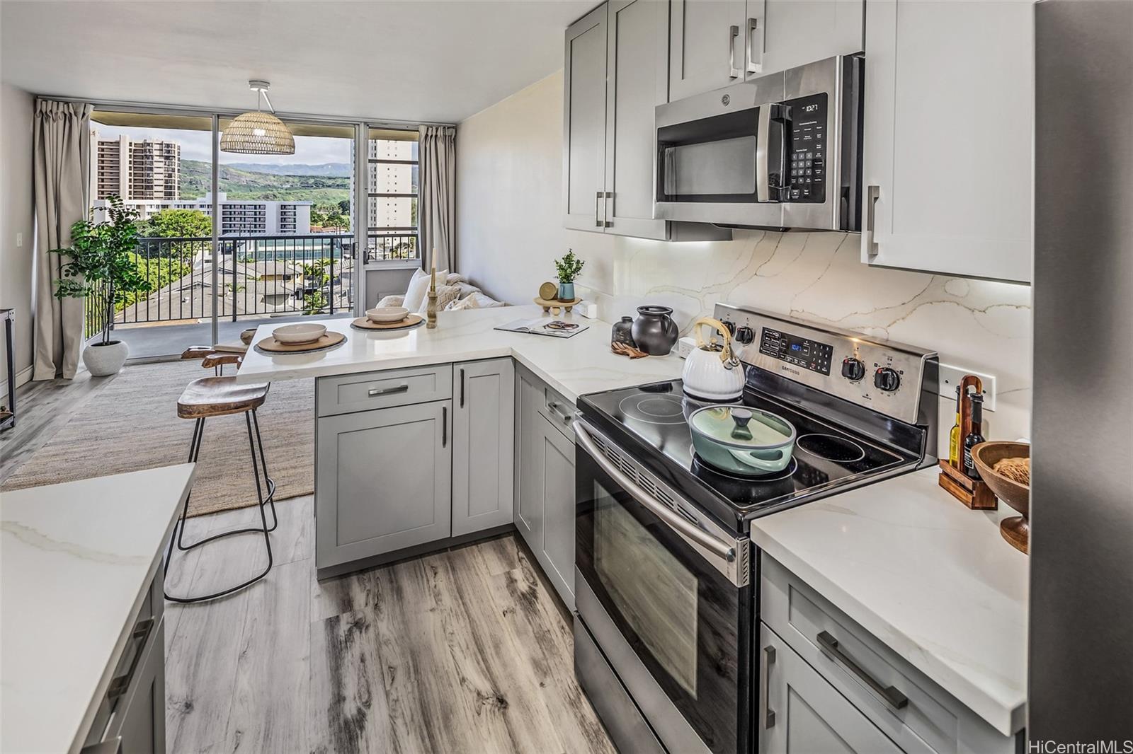 Century West condo # 613, Honolulu, Hawaii - photo 13 of 25