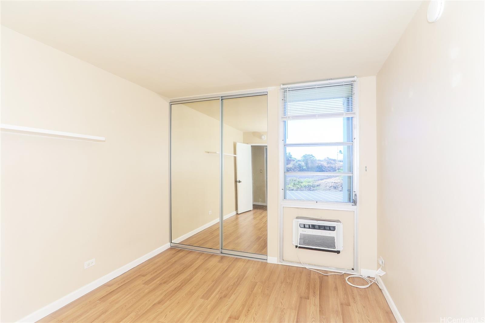 Century West condo # 807, Honolulu, Hawaii - photo 12 of 25