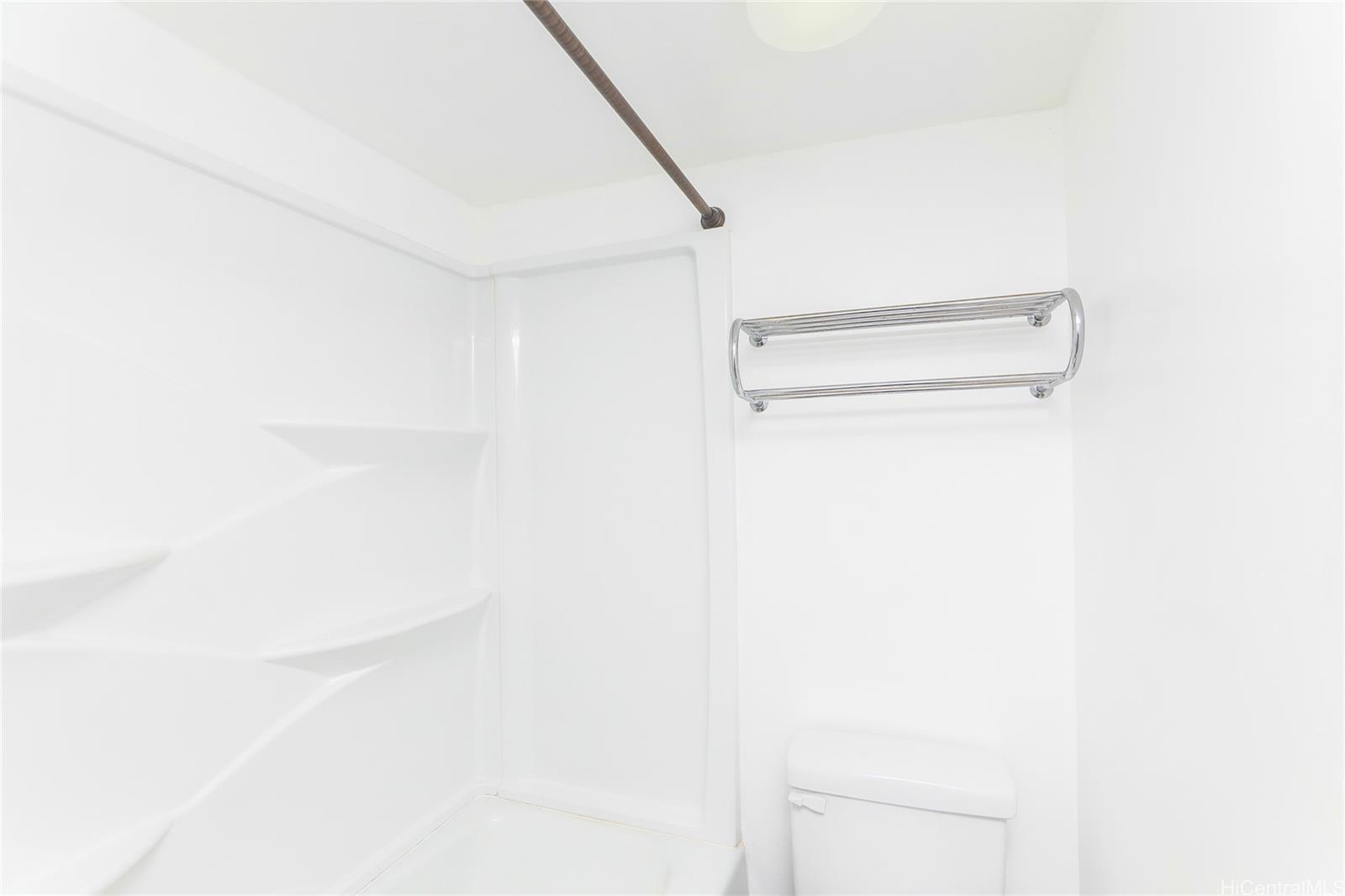 Century West condo # 807, Honolulu, Hawaii - photo 15 of 25