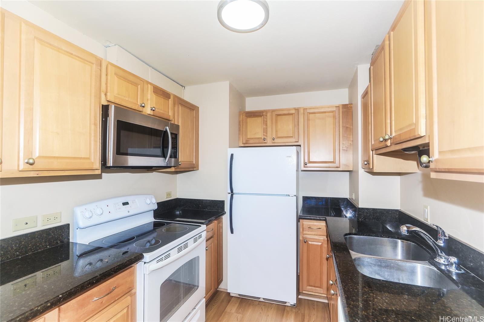 Century West condo # 807, Honolulu, Hawaii - photo 7 of 25