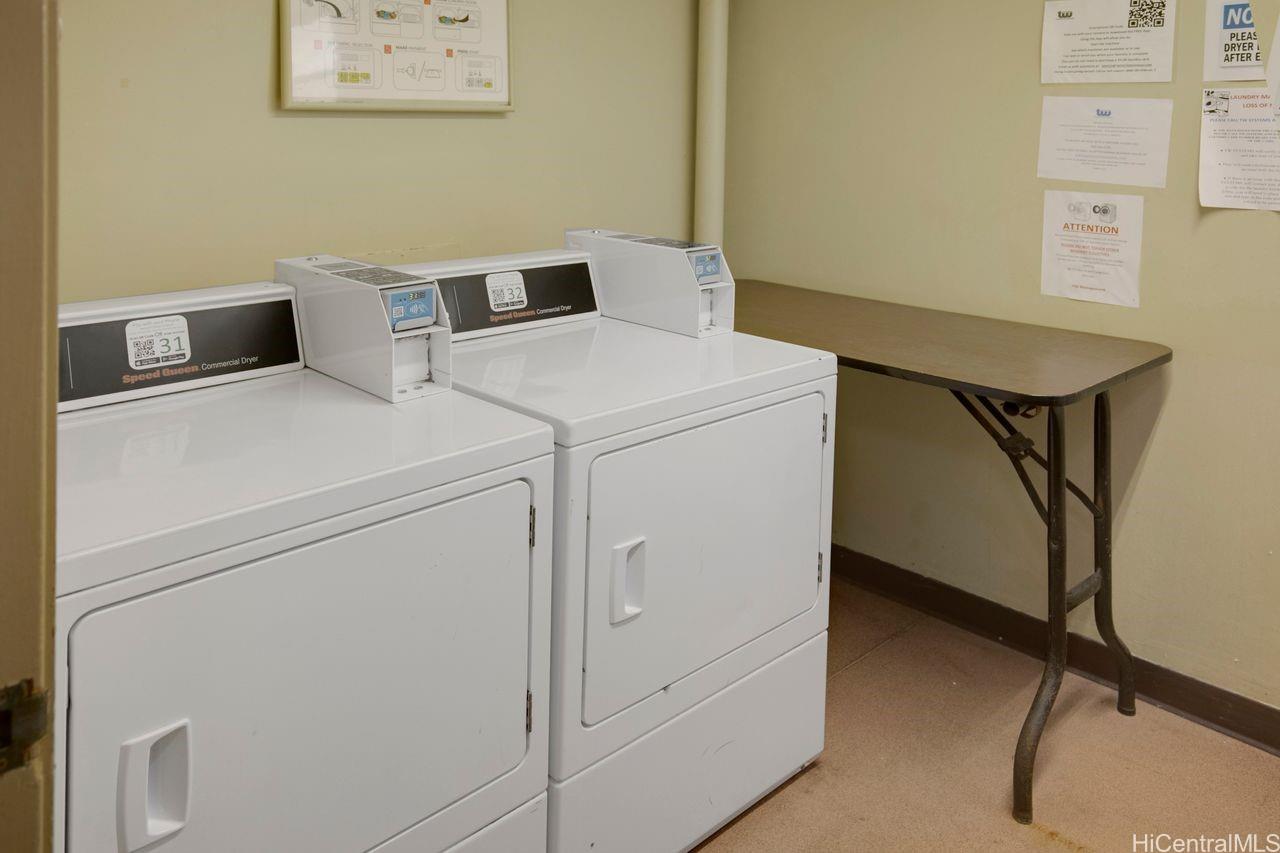 Century West condo # 811, Honolulu, Hawaii - photo 16 of 21