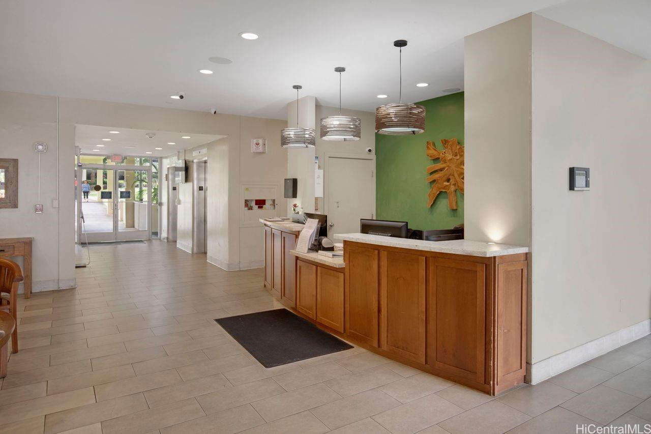 Century West condo # 811, Honolulu, Hawaii - photo 17 of 21