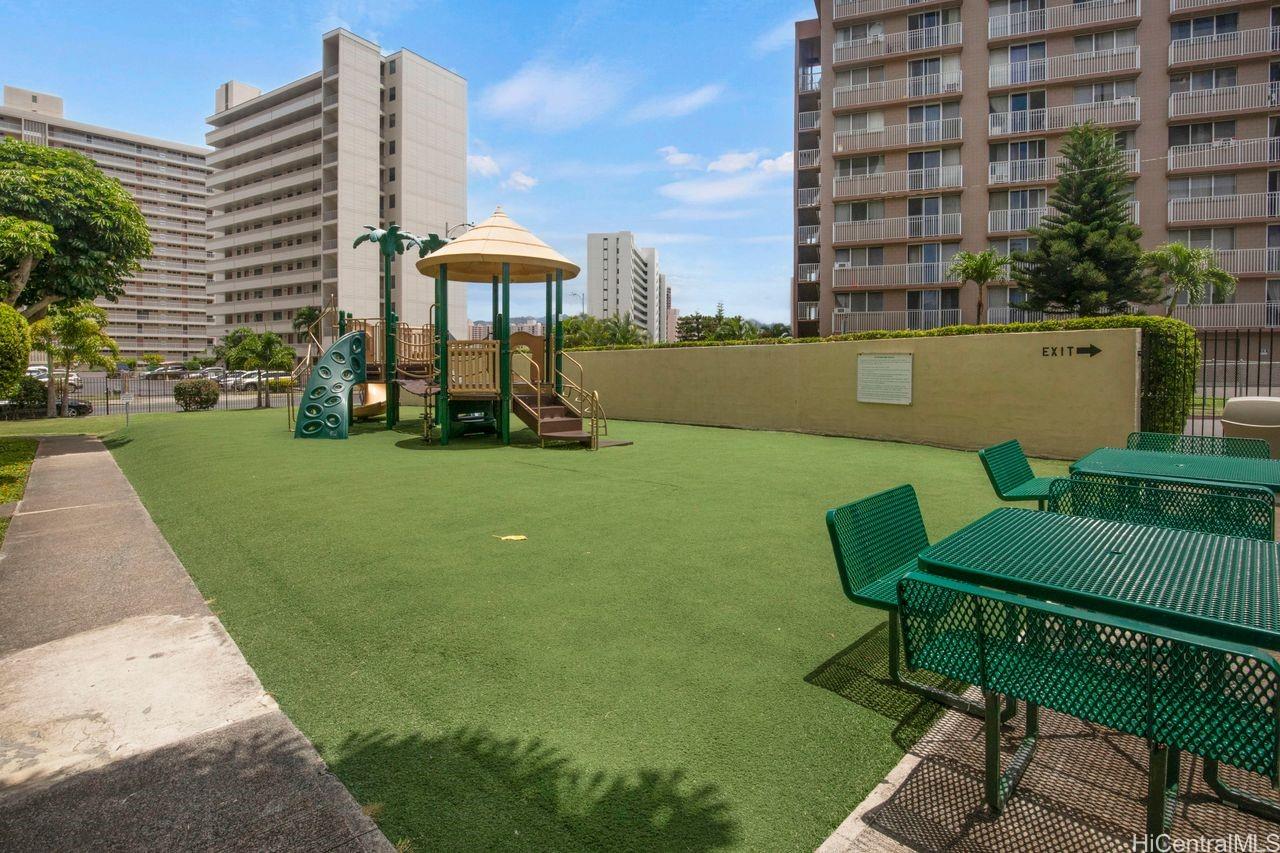 Century West condo # 811, Honolulu, Hawaii - photo 18 of 21