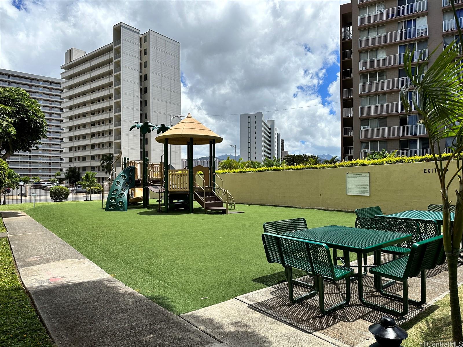 Century West condo # 903, Honolulu, Hawaii - photo 14 of 15