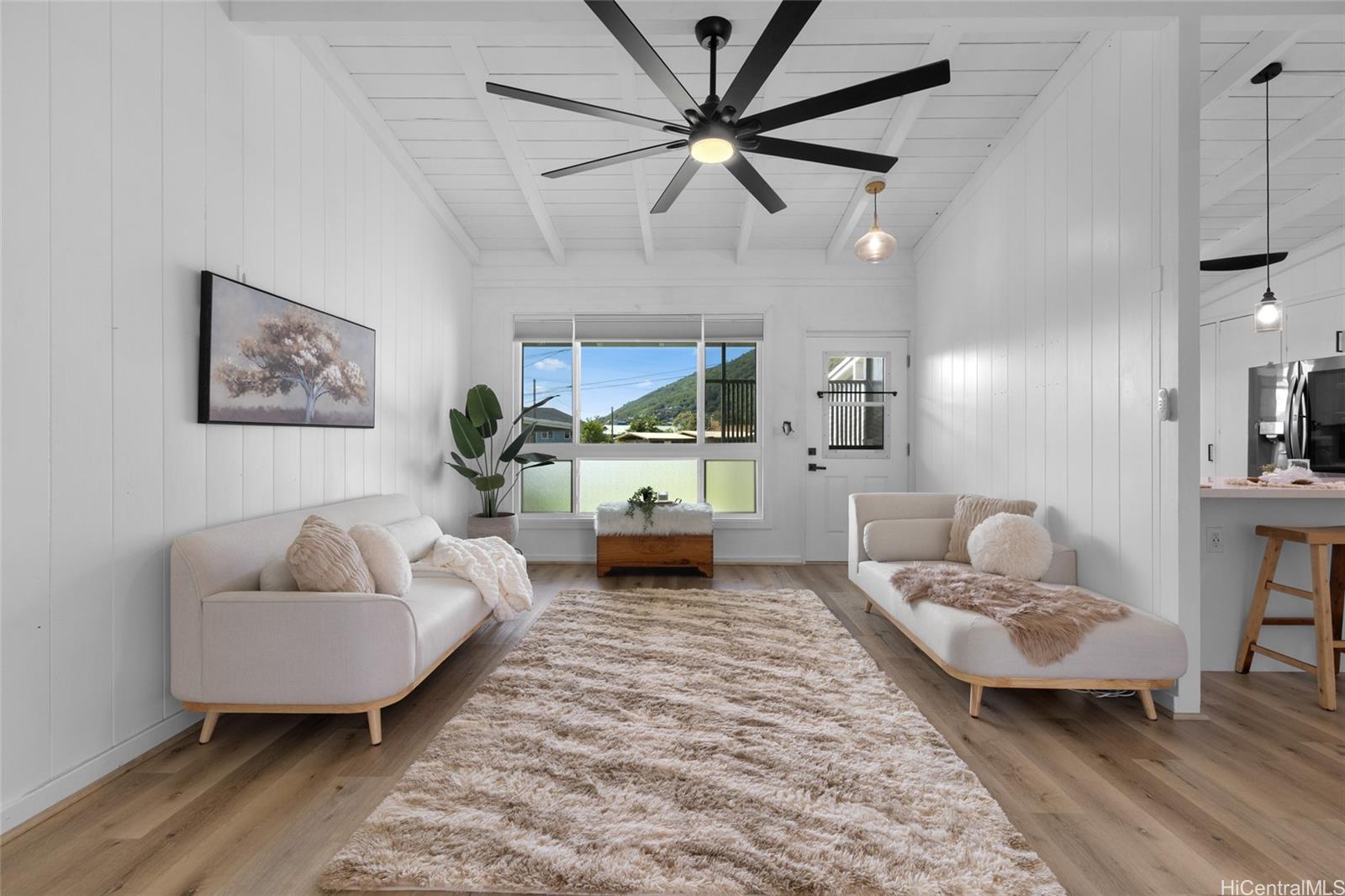 3175  Poelua Place Manoa Area, Honolulu home - photo 2 of 24