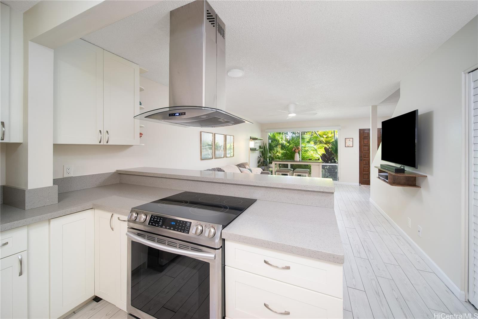 Aikahi Gardens condo # 702, Kailua, Hawaii - photo 11 of 25