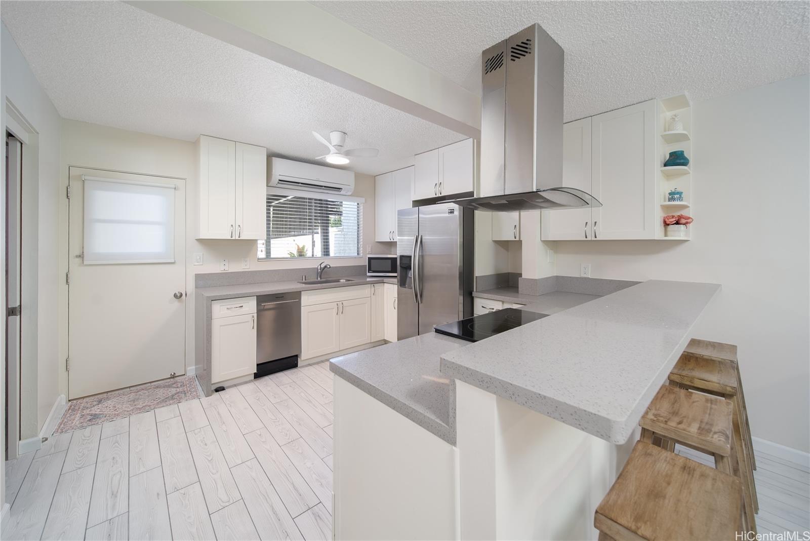 Aikahi Gardens condo # 702, Kailua, Hawaii - photo 8 of 25