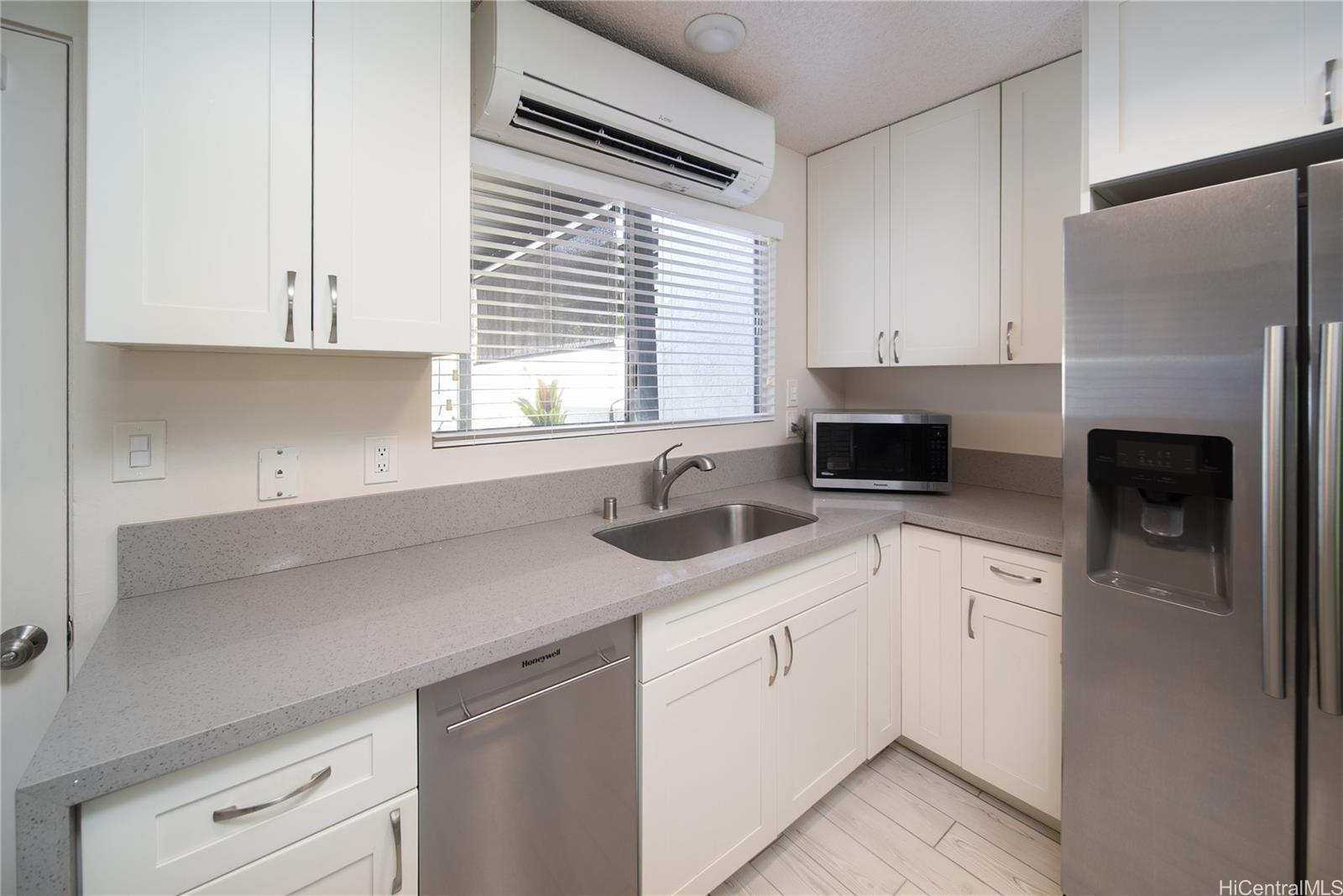 Aikahi Gardens condo # 702, Kailua, Hawaii - photo 10 of 25