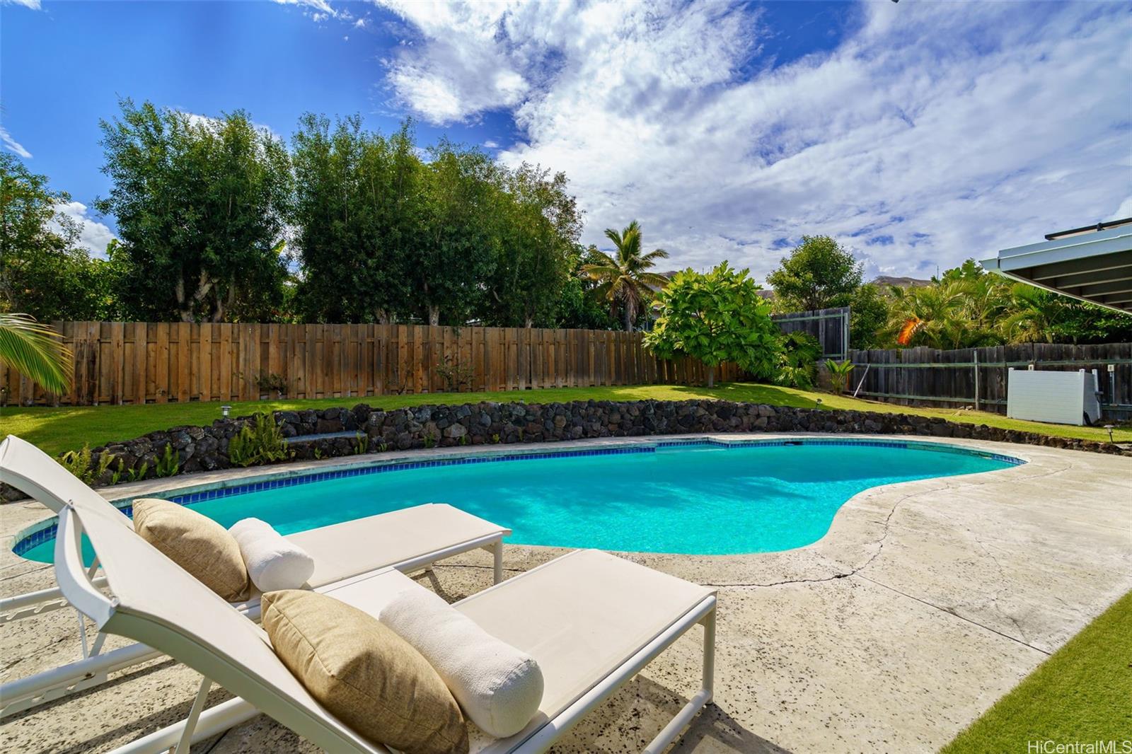 319  Iliaina Street Kalaheo Hillside, Kailua home - photo 16 of 25