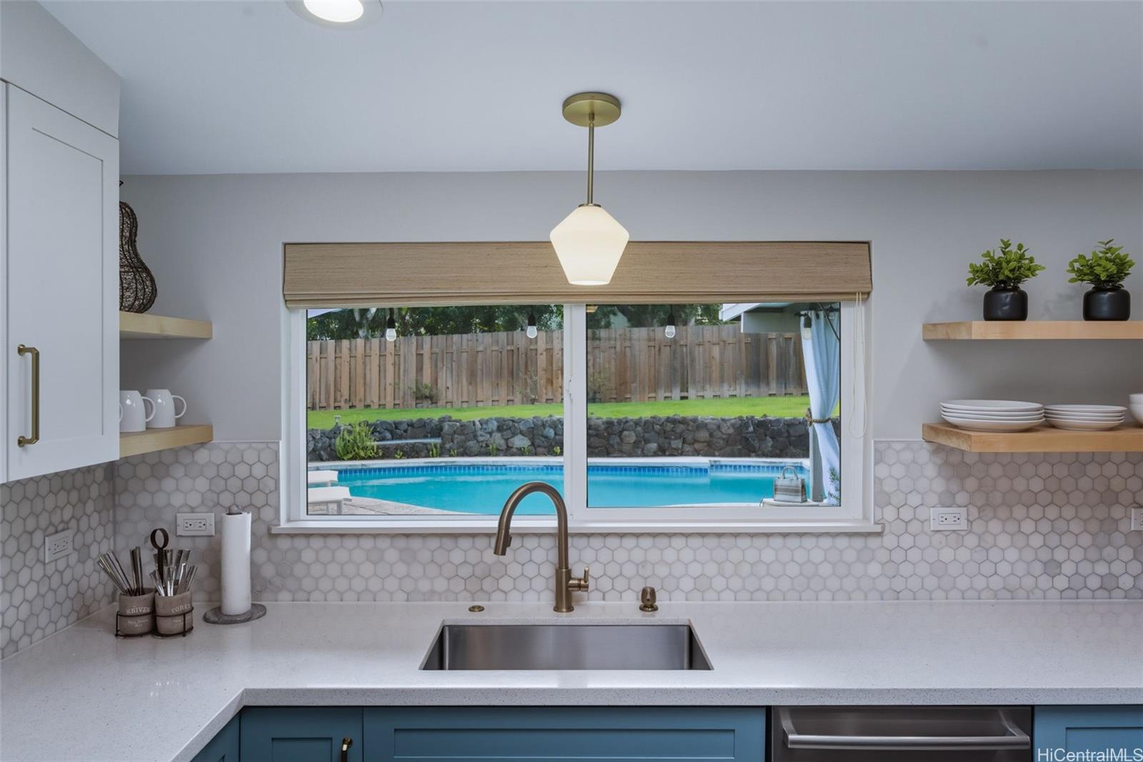 319  Iliaina Street Kalaheo Hillside, Kailua home - photo 9 of 25