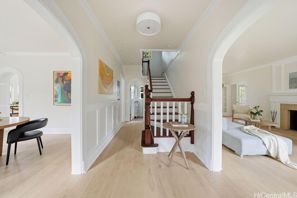 3198  Alika Ave Dowsett, Honolulu home - photo 3 of 25