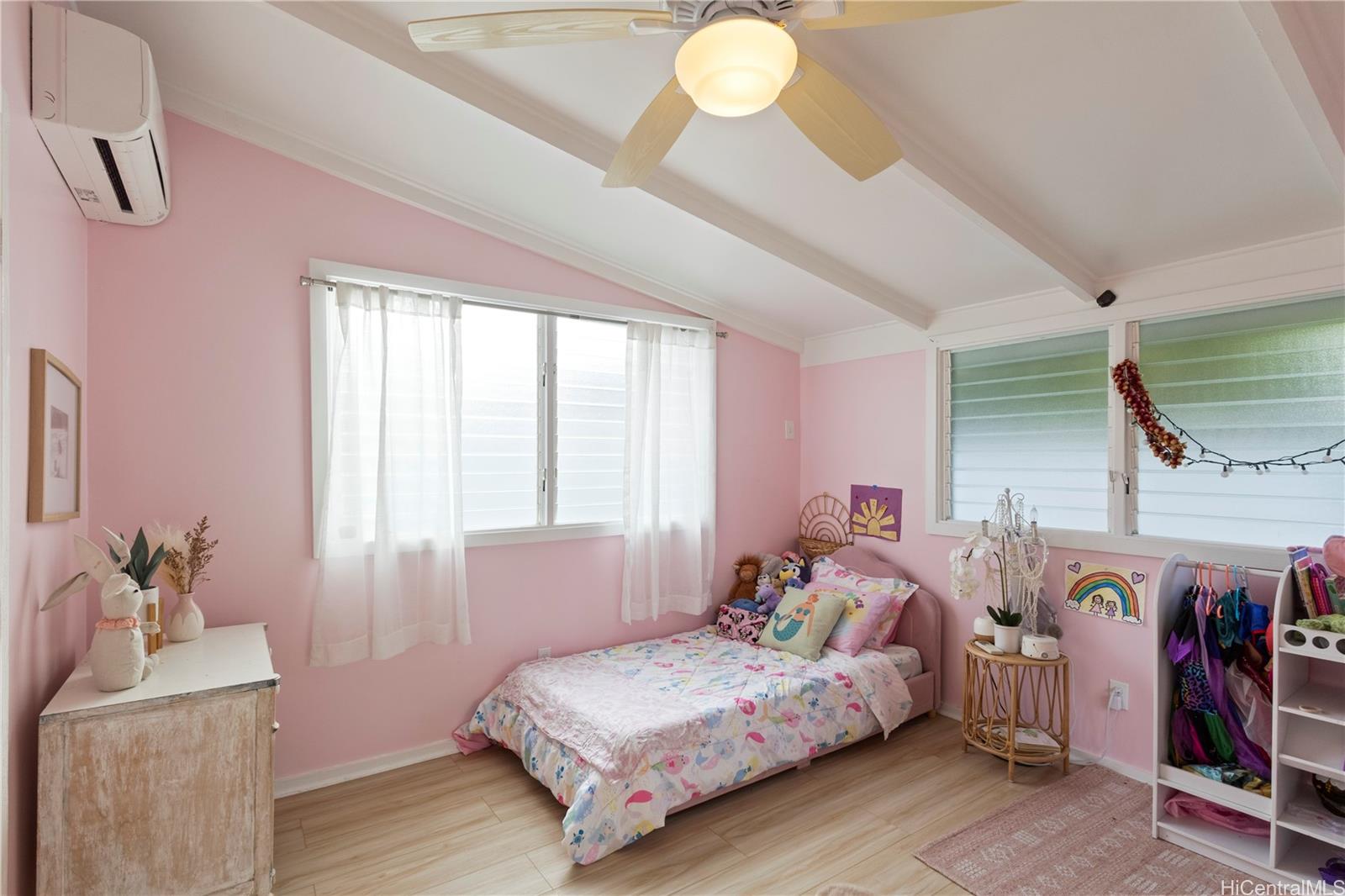 32  Pilipu Place Beachside, Kailua home - photo 11 of 25