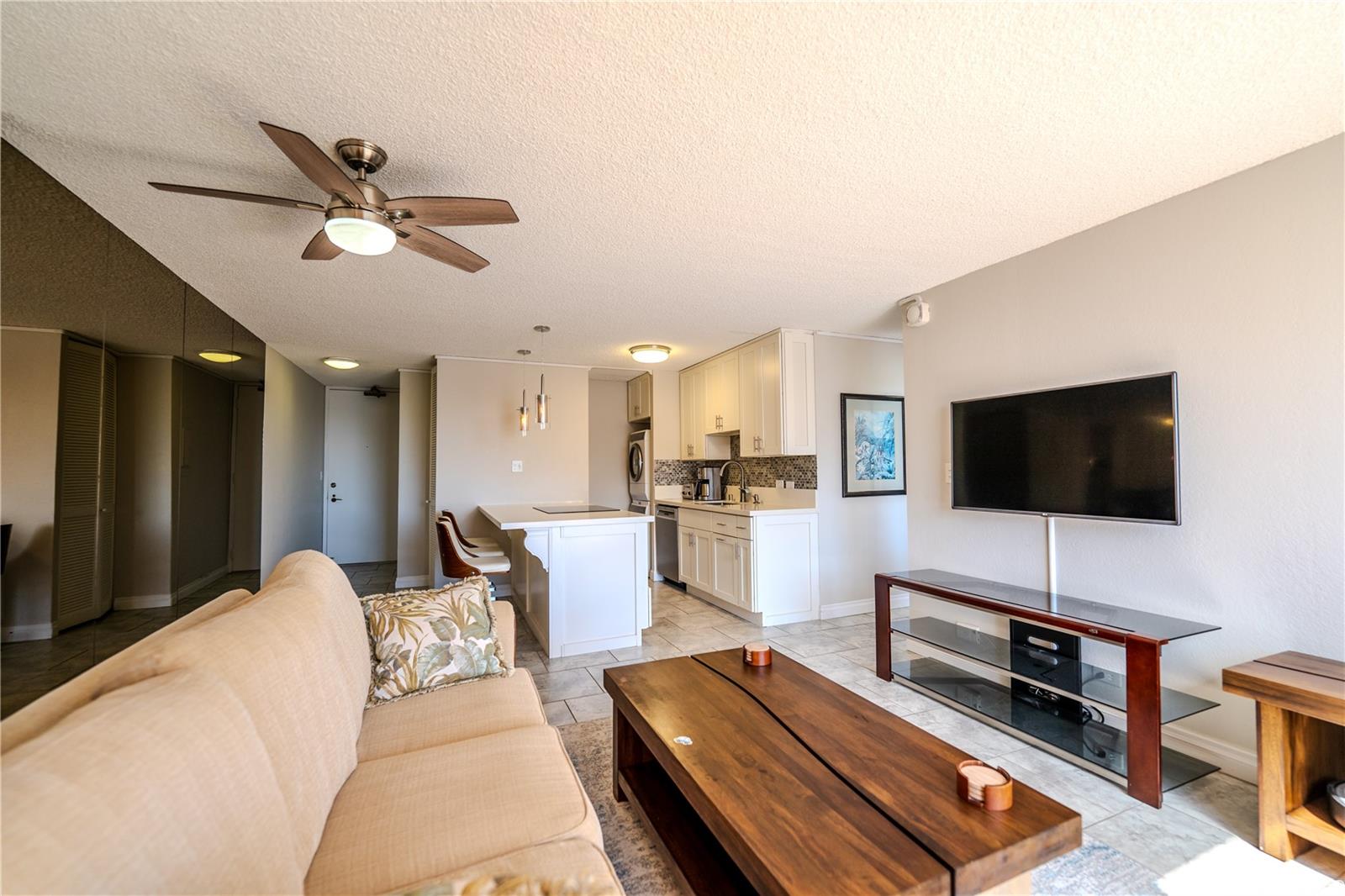 Monte Vista condo # 1103, Honolulu, Hawaii - photo 4 of 14