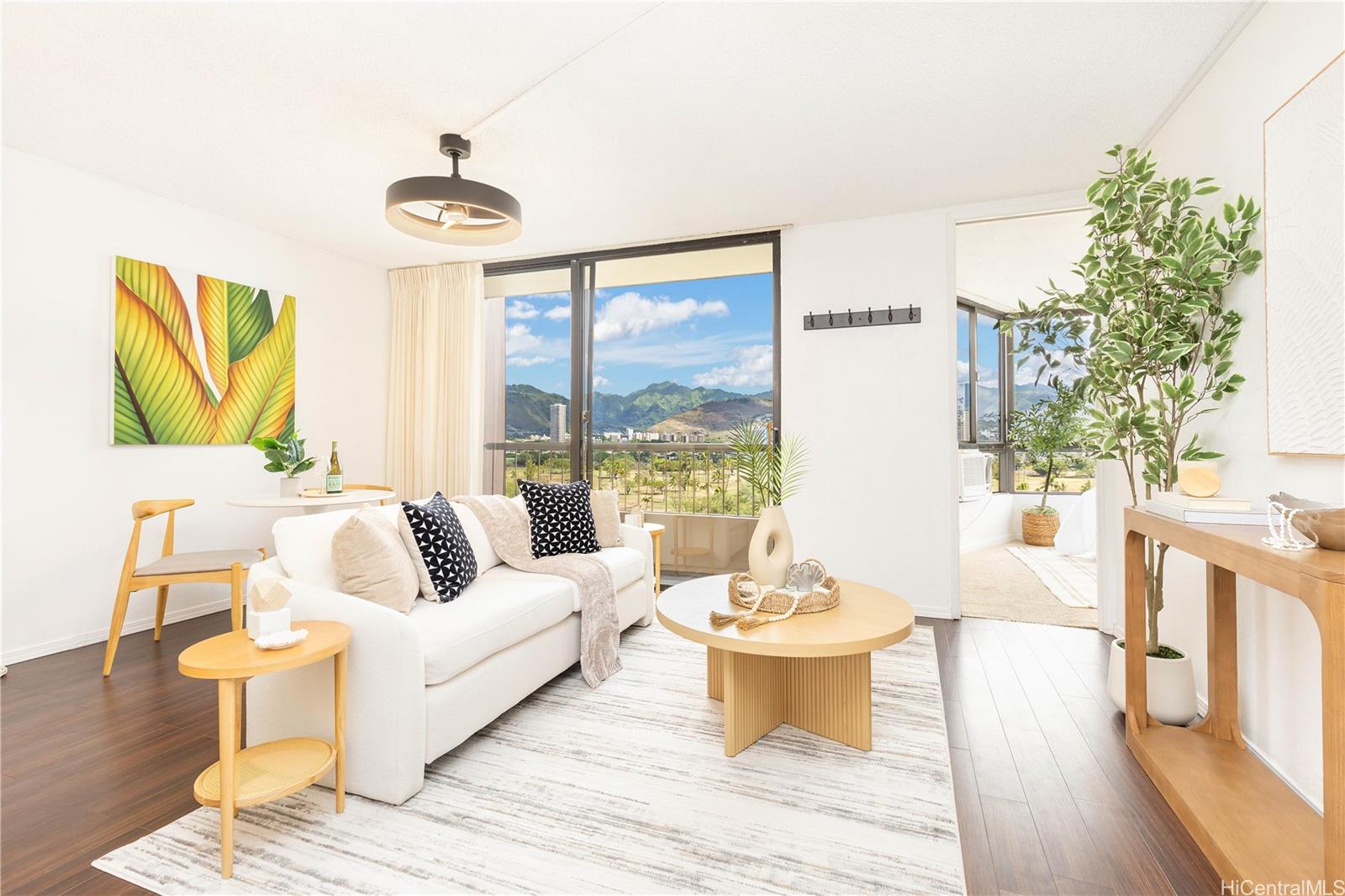 Monte Vista condo # 1105, Honolulu, Hawaii - photo 2 of 25