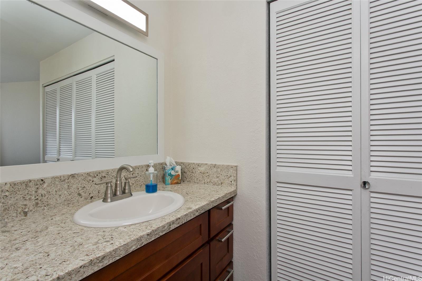 Monte Vista condo # 1203, Honolulu, Hawaii - photo 13 of 22