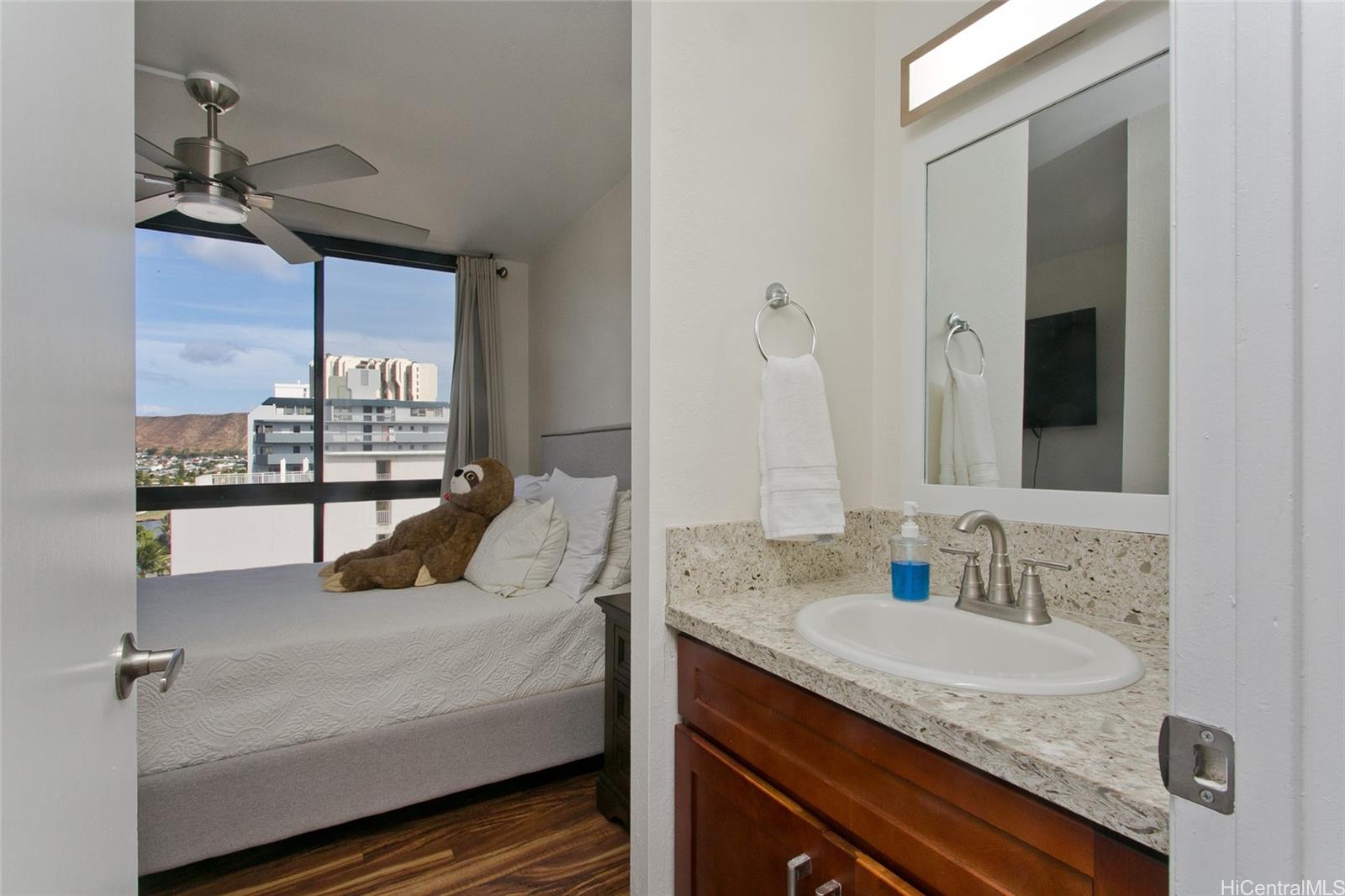 Monte Vista condo # 1203, Honolulu, Hawaii - photo 19 of 22