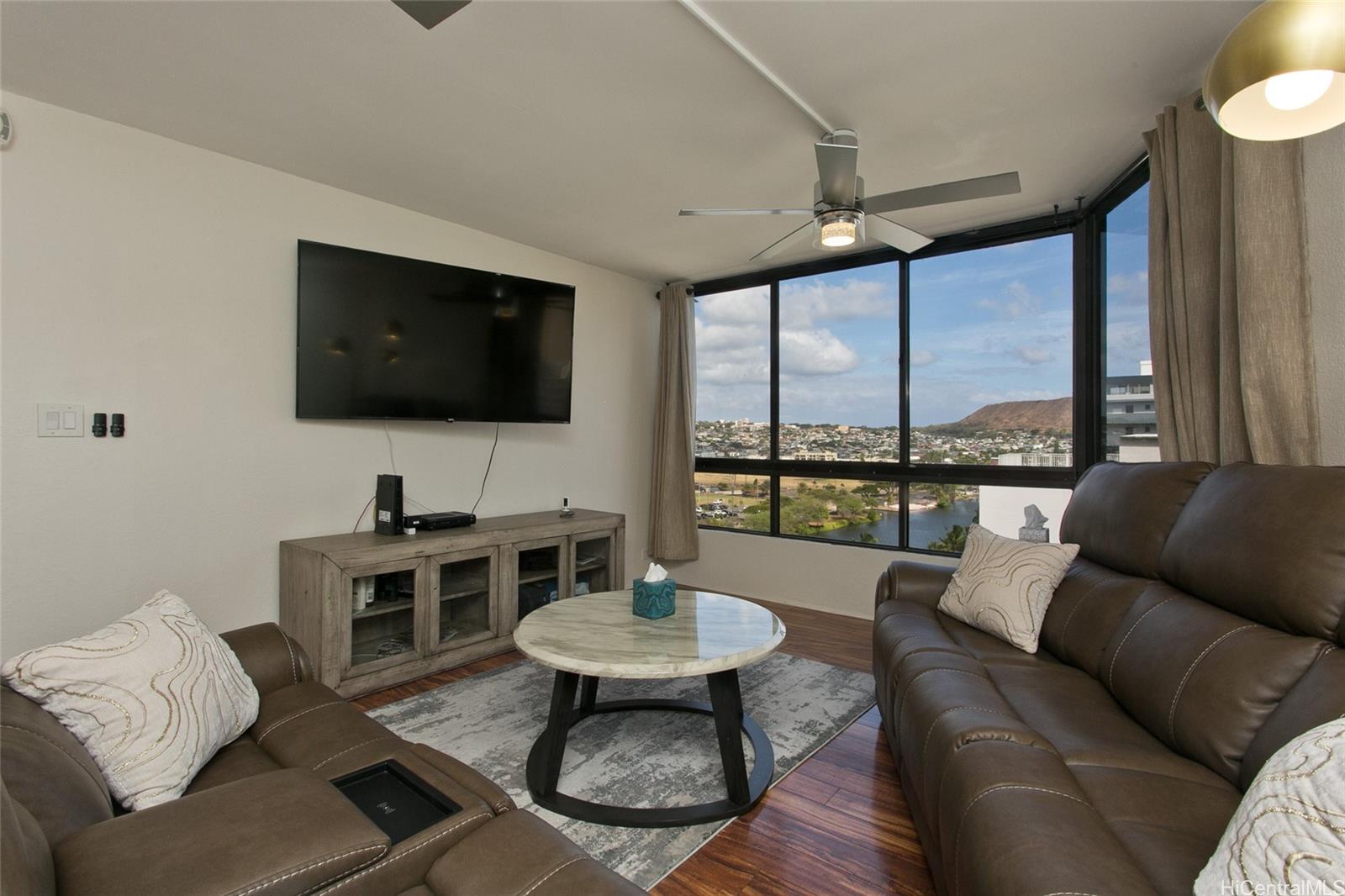 Monte Vista condo # 1203, Honolulu, Hawaii - photo 4 of 22