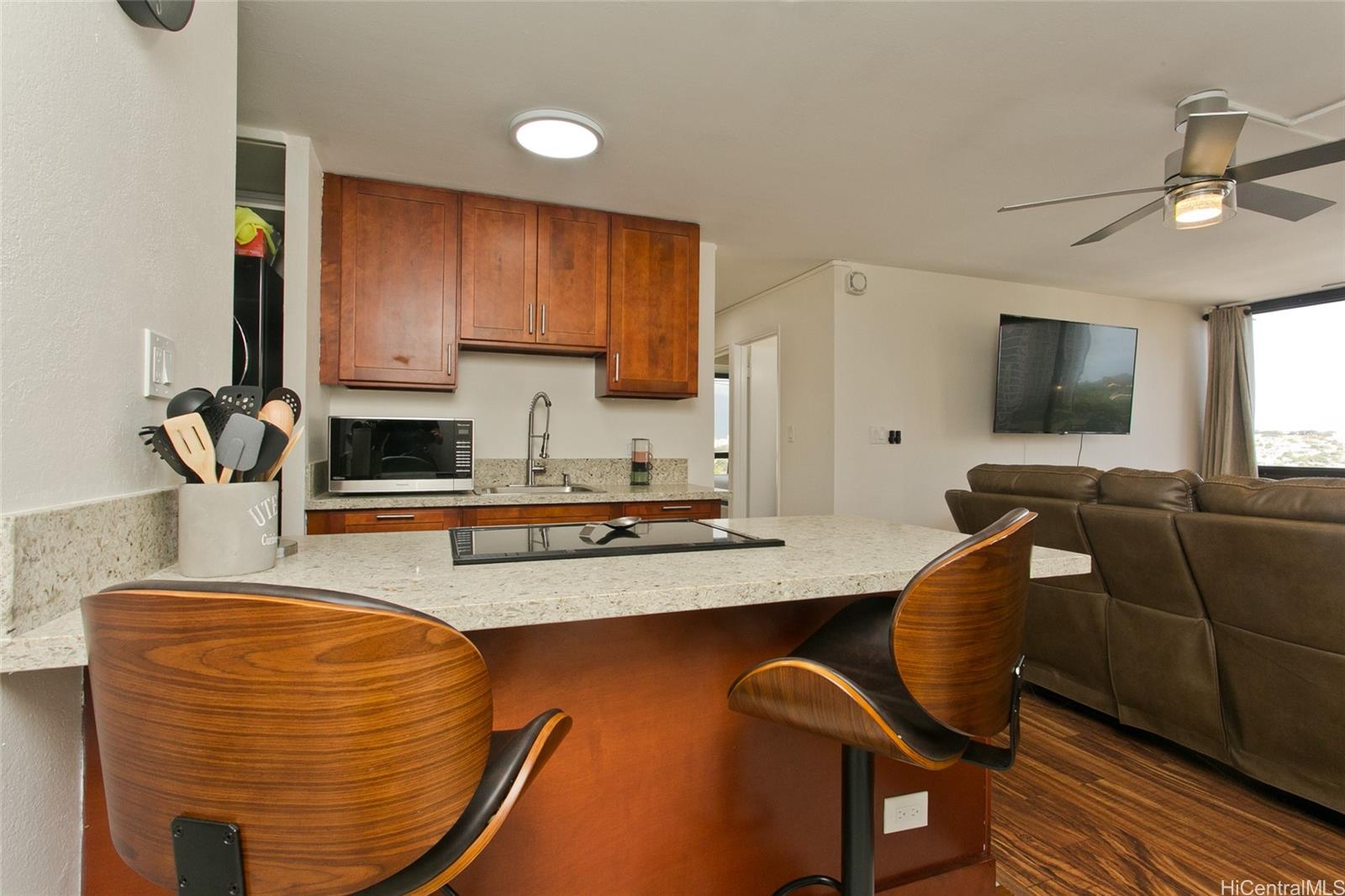 Monte Vista condo # 1203, Honolulu, Hawaii - photo 7 of 22