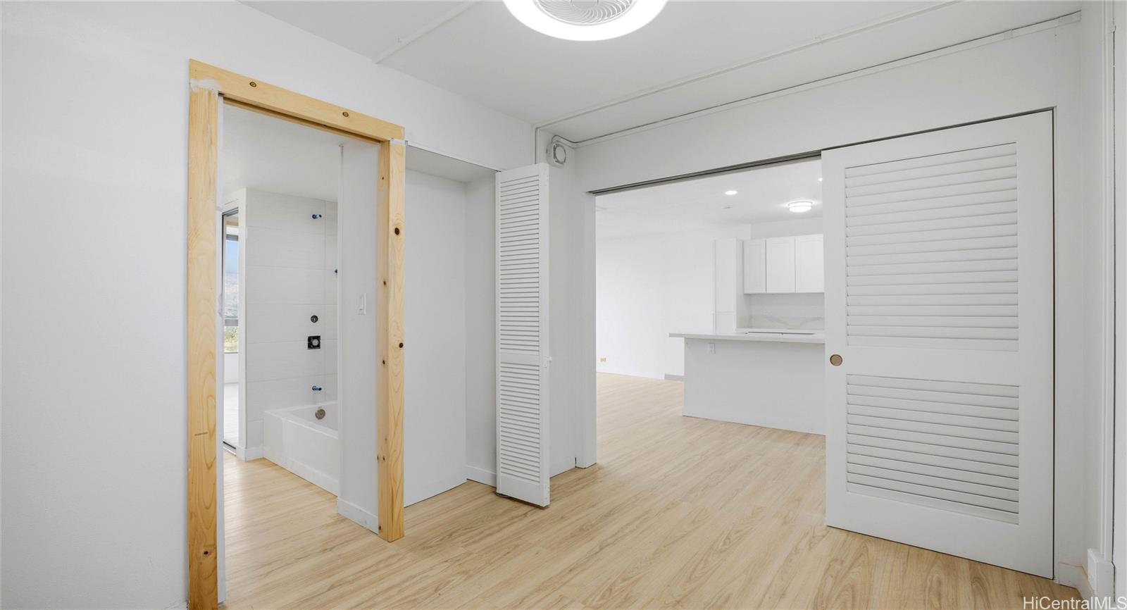 Monte Vista condo # 1204, Honolulu, Hawaii - photo 15 of 20