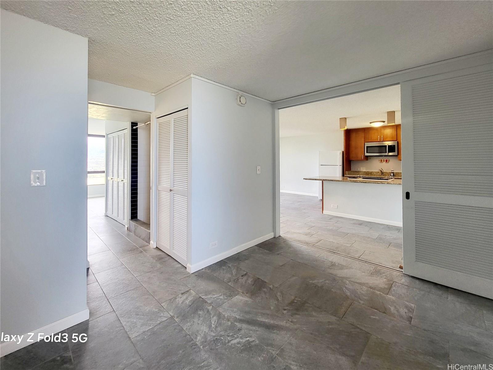 Monte Vista condo # 1504, Honolulu, Hawaii - photo 18 of 25