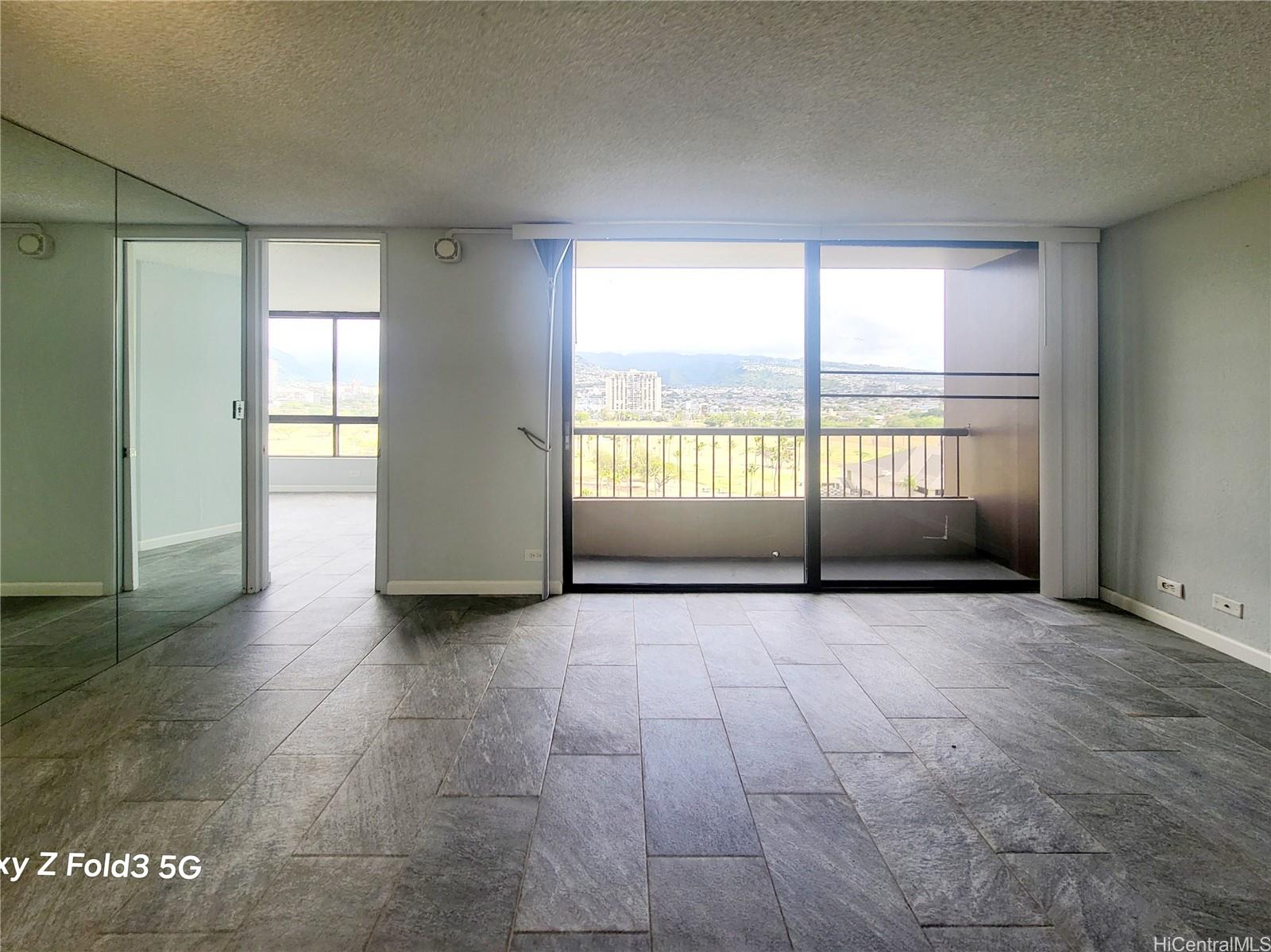 Monte Vista condo # 1504, Honolulu, Hawaii - photo 5 of 25