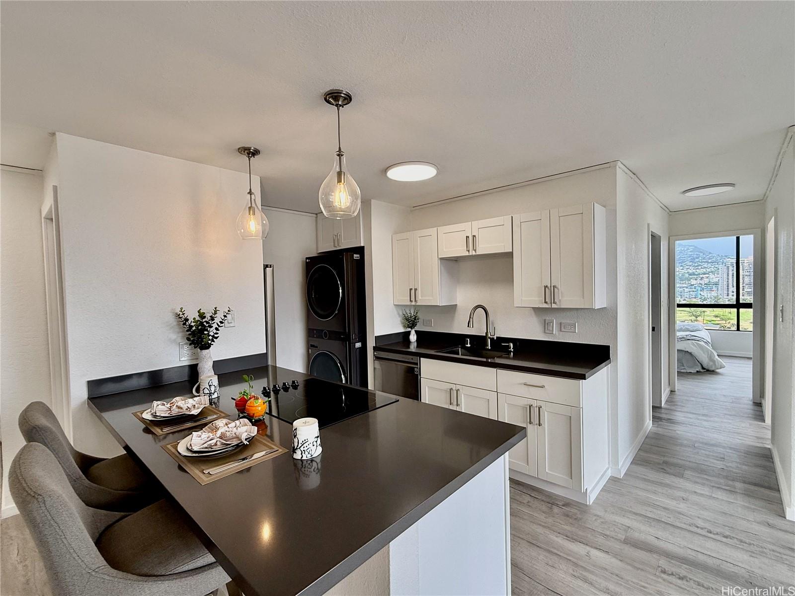 Monte Vista condo # 1603, Honolulu, Hawaii - photo 4 of 18