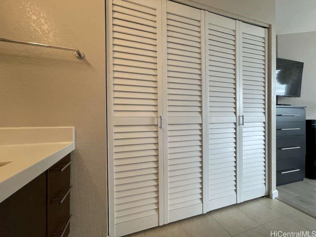 320 Liliuokalani Ave Honolulu - Rental - photo 19 of 24