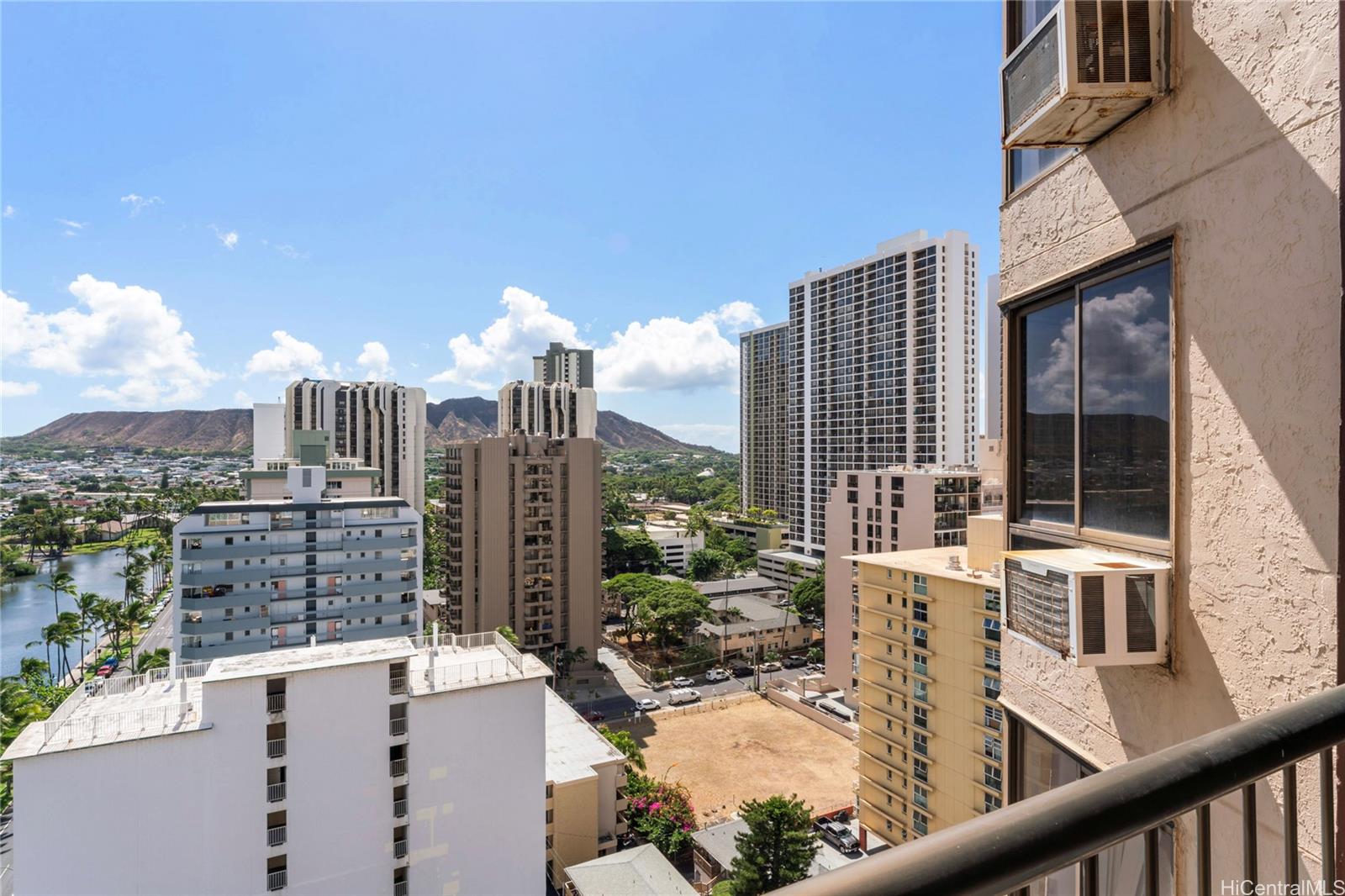 320 Liliuokalani Ave Honolulu - Rental - photo 20 of 25