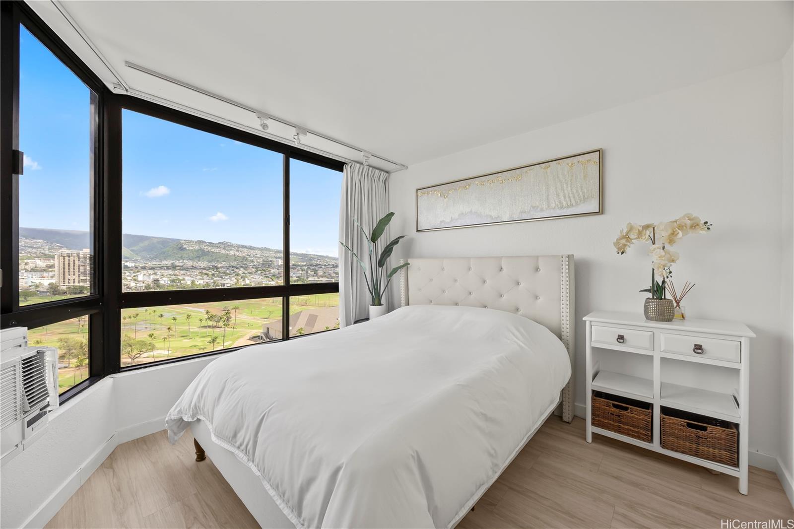 Monte Vista condo # 1905, Honolulu, Hawaii - photo 16 of 24