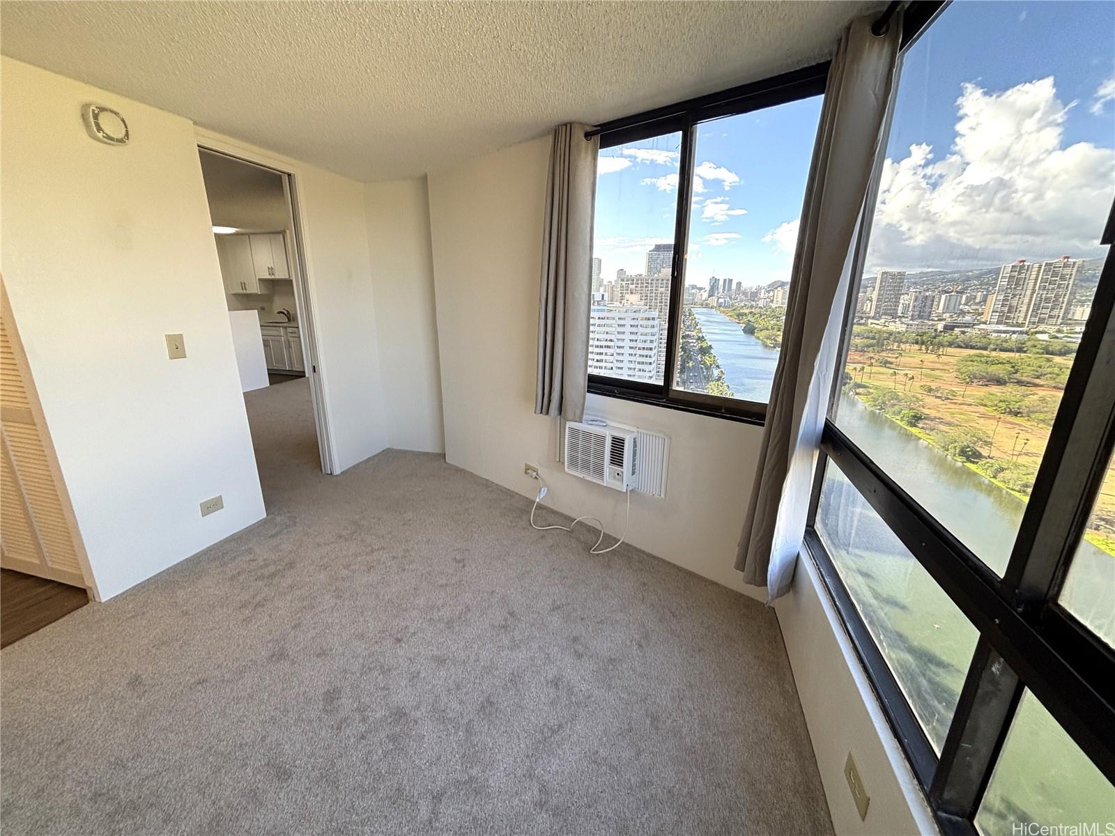 Monte Vista condo # 2405, Honolulu, Hawaii - photo 11 of 22