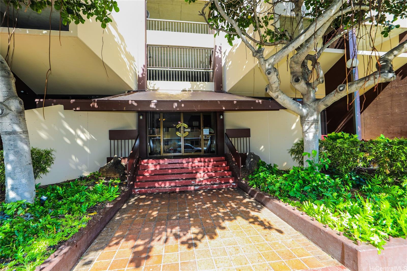 Monte Vista condo # 702, Honolulu, Hawaii - photo 23 of 25