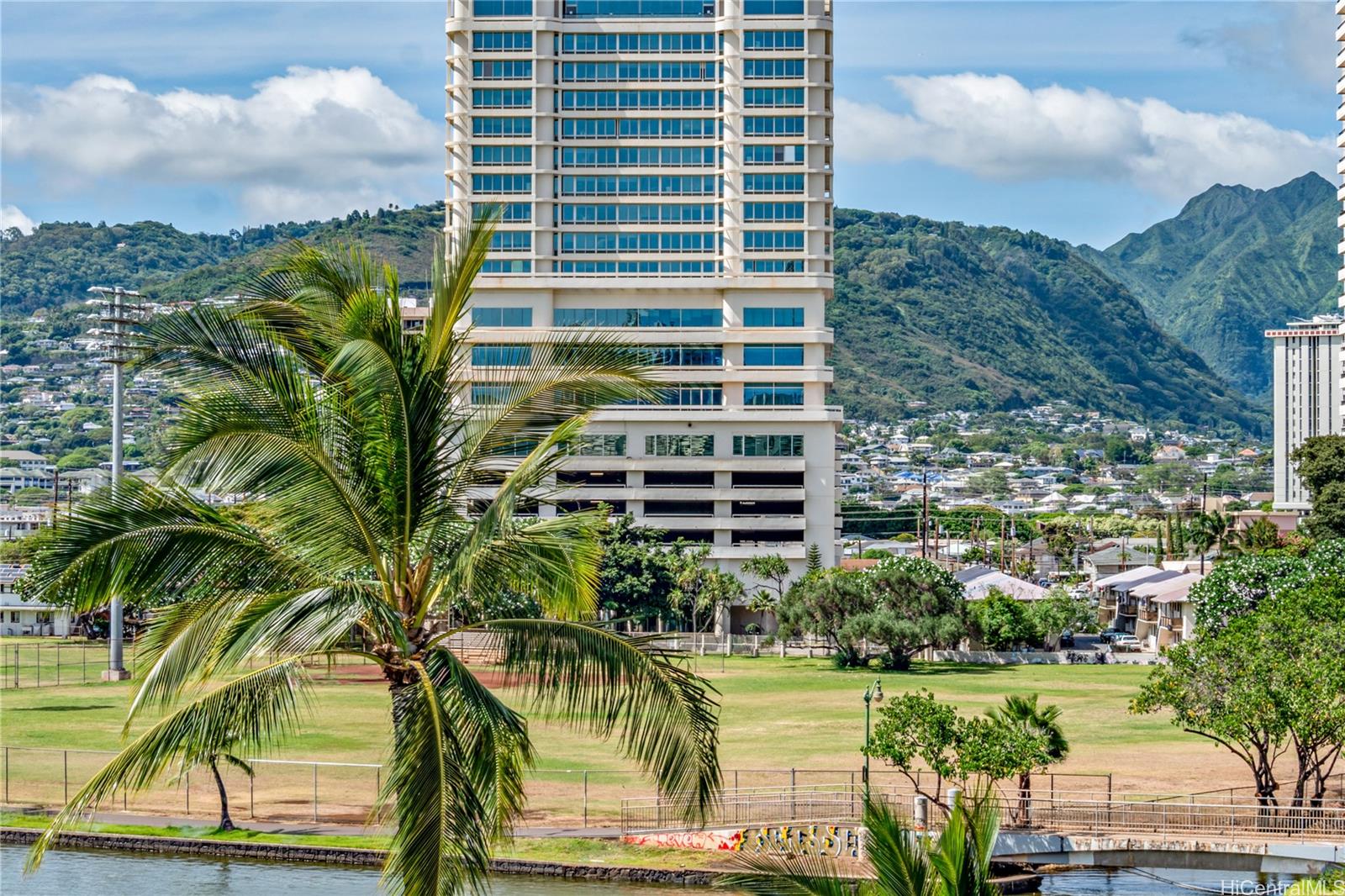 Monte Vista condo # 902, Honolulu, Hawaii - photo 12 of 13