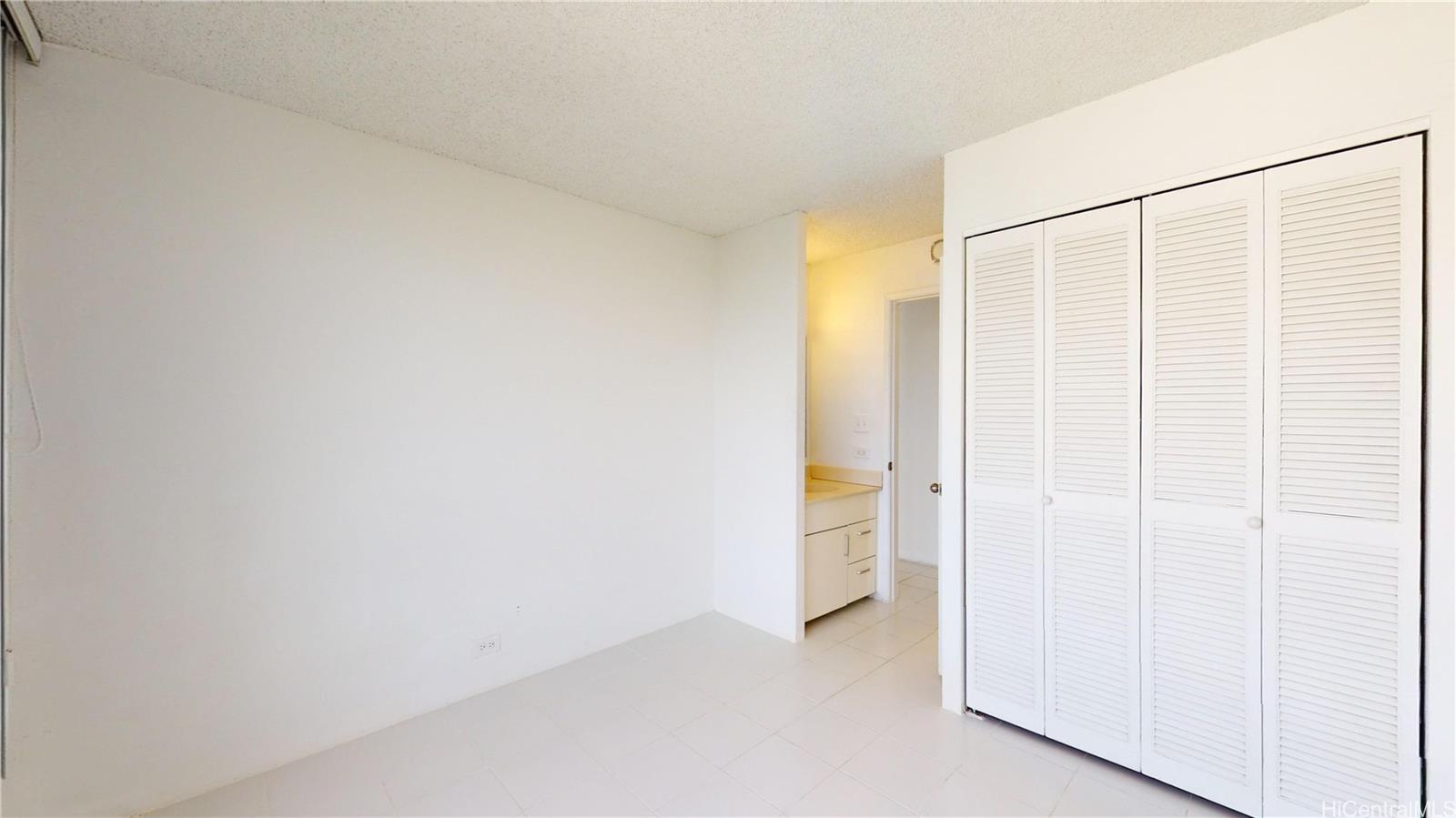 320 Liliuokalani Ave Honolulu - Rental - photo 18 of 25