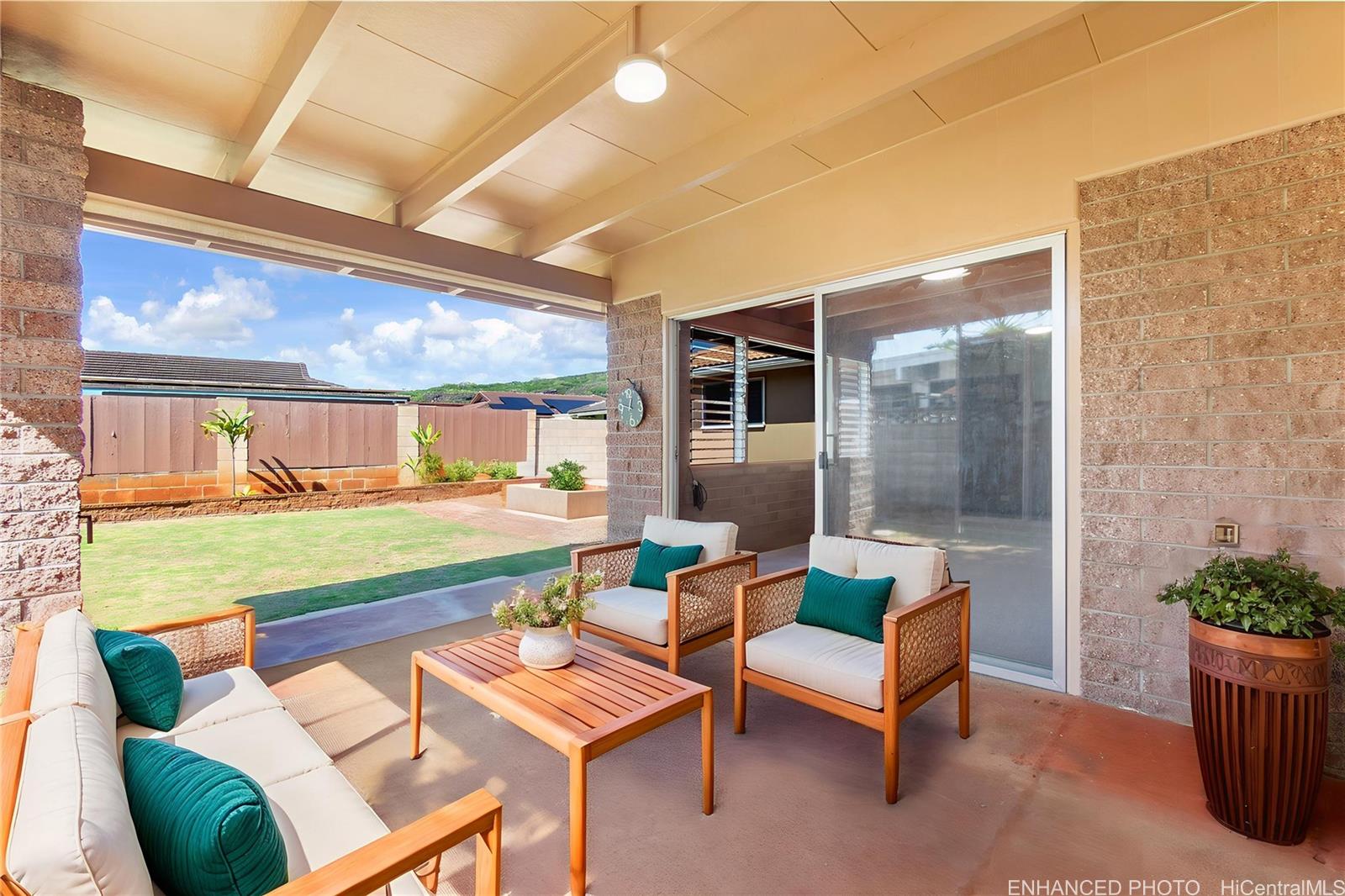 3209  Ala Laulani Street Salt Lake, Honolulu home - photo 5 of 25