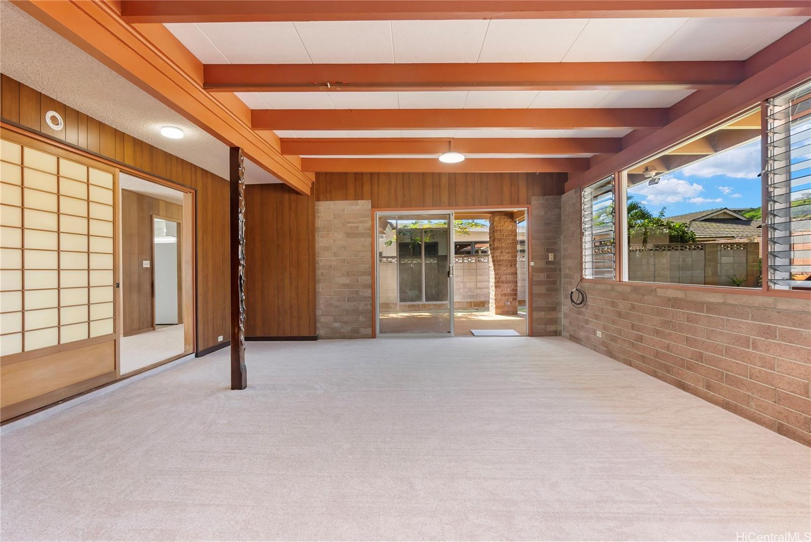 3209  Ala Laulani Street Salt Lake, Honolulu home - photo 8 of 25