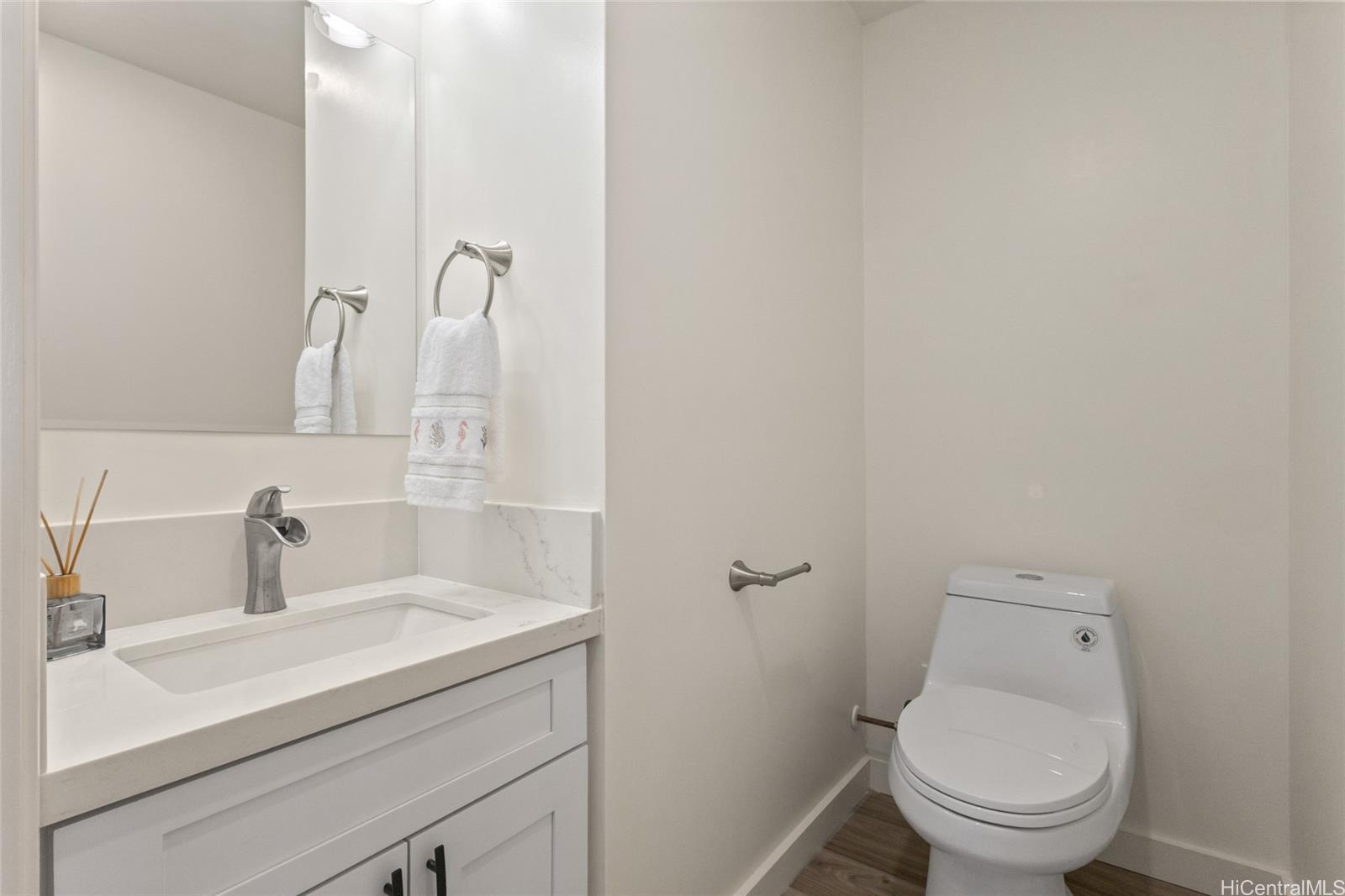 Kawaihae Crescent West condo # 320/F, Honolulu, Hawaii - photo 15 of 25