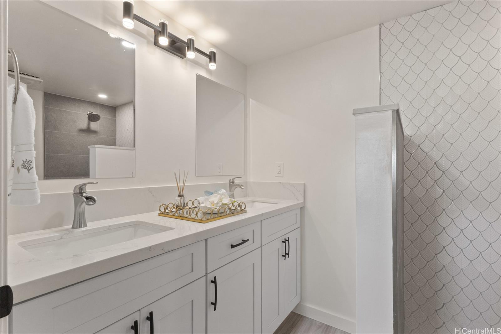 Kawaihae Crescent West condo # 320/F, Honolulu, Hawaii - photo 9 of 25