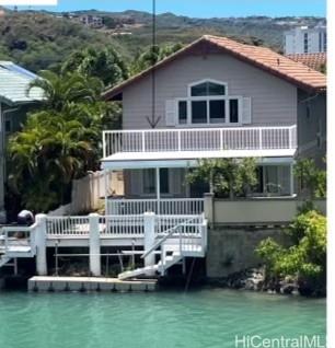 321  Ainahou Street Marina West, Hawaii Kai home - photo 5 of 24