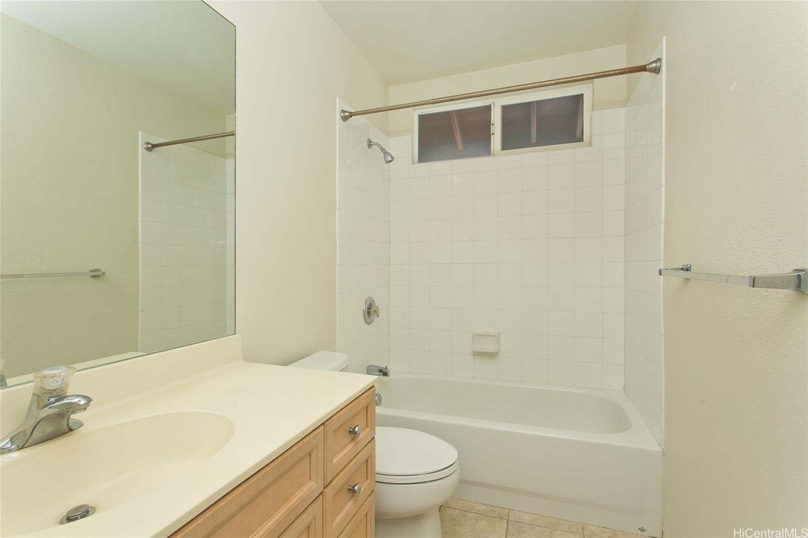 321  Ainahou St Marina West, Hawaii Kai home - photo 13 of 22