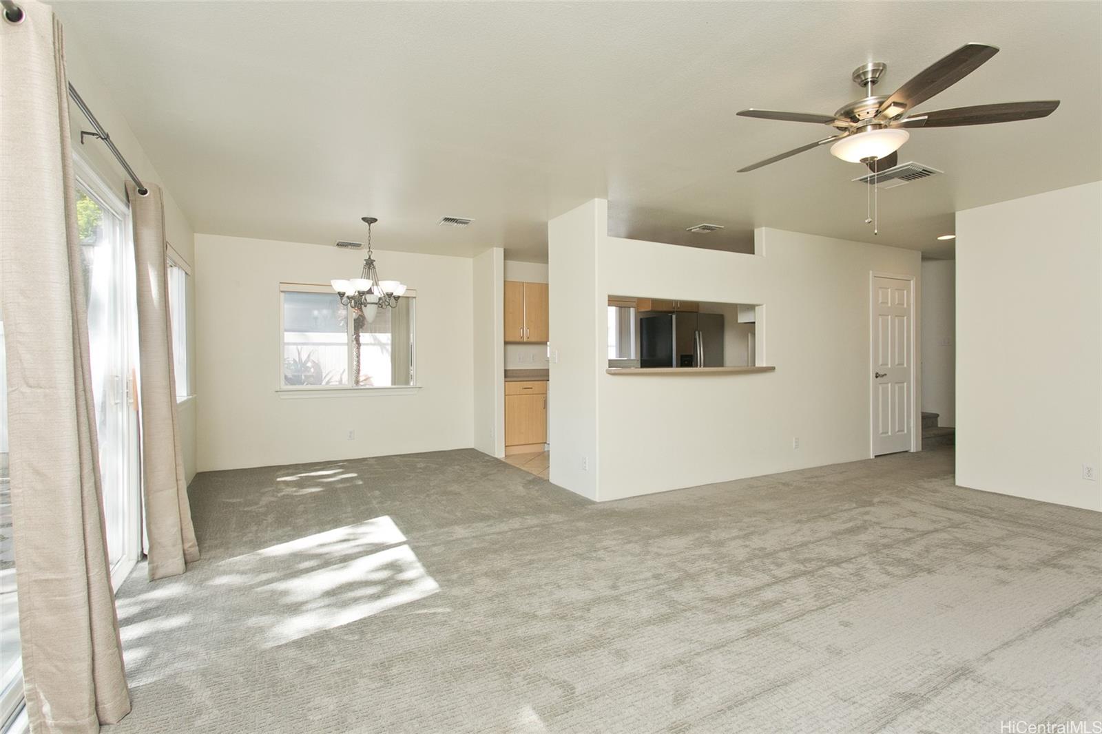 321  Ainahou St Marina West, Hawaii Kai home - photo 4 of 22