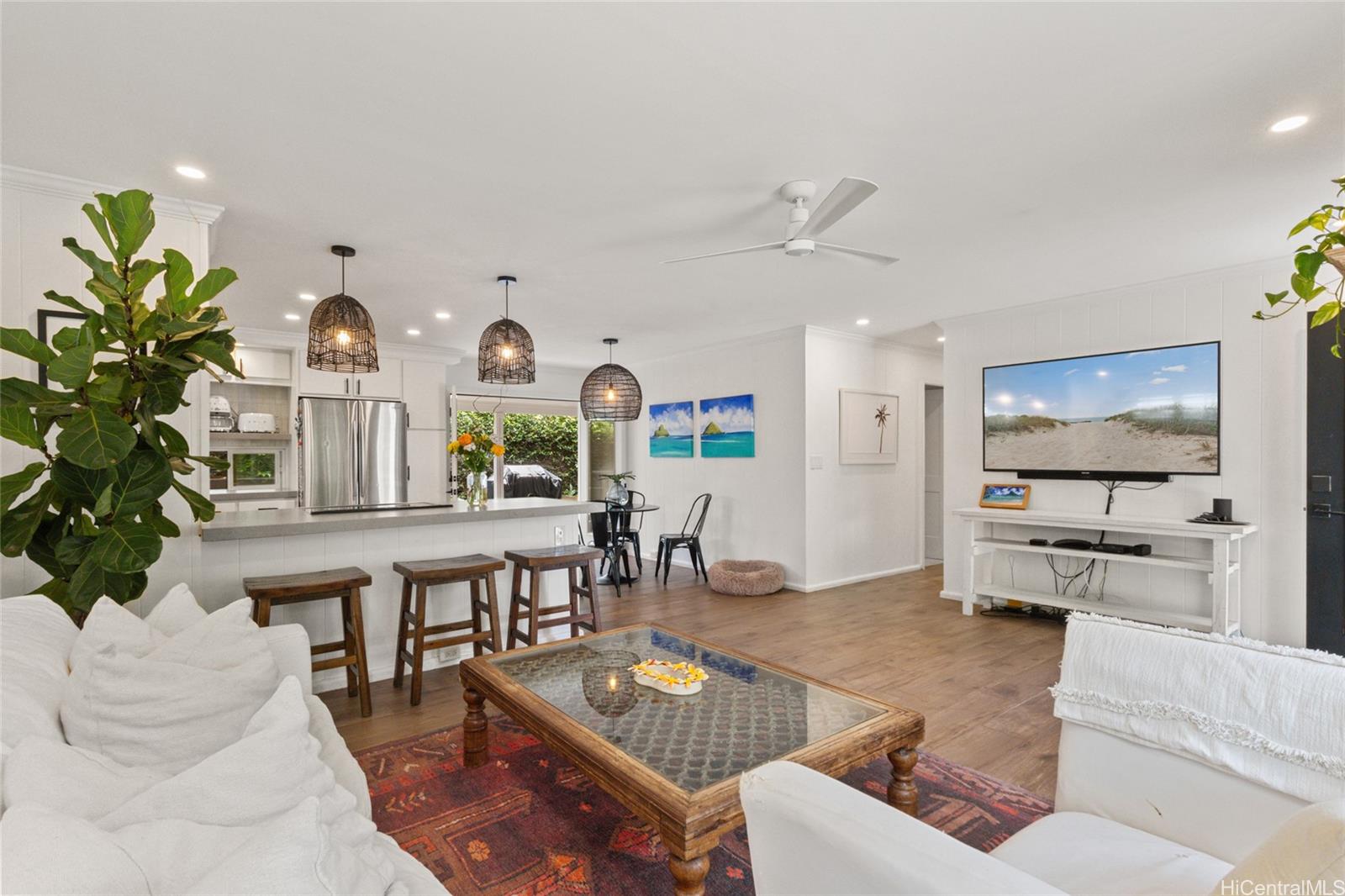 321  Kealahou Place Coconut Grove, Kailua home - photo 5 of 25