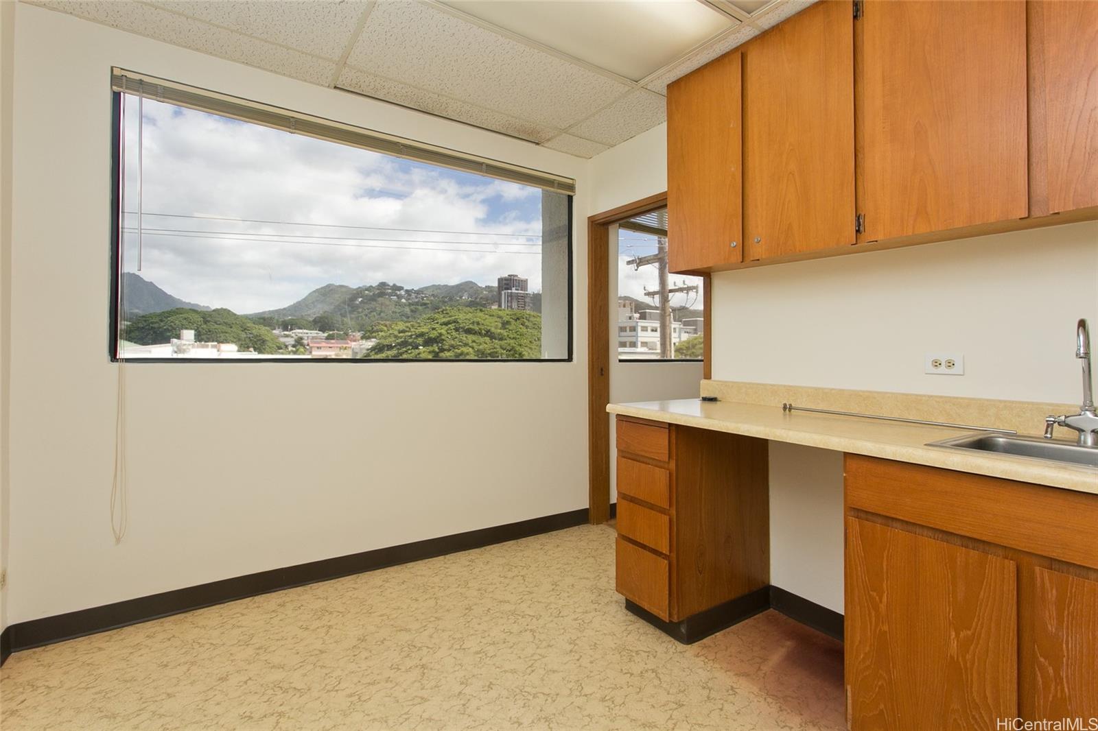 321 N Kuakini St Honolulu Oahu commercial real estate photo9 of 15