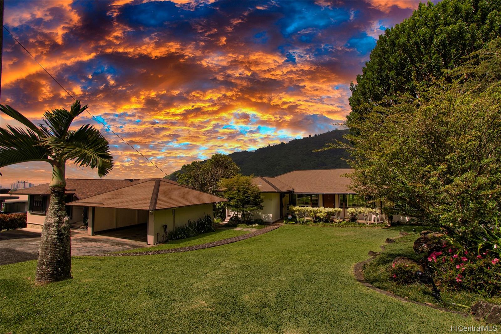 3212 Woodlawn Drive , Honolulu, Hi 96822 Manoawoodlawn