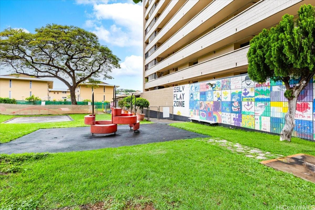 Sunset Lakeview condo # A102, Honolulu, Hawaii - photo 20 of 25