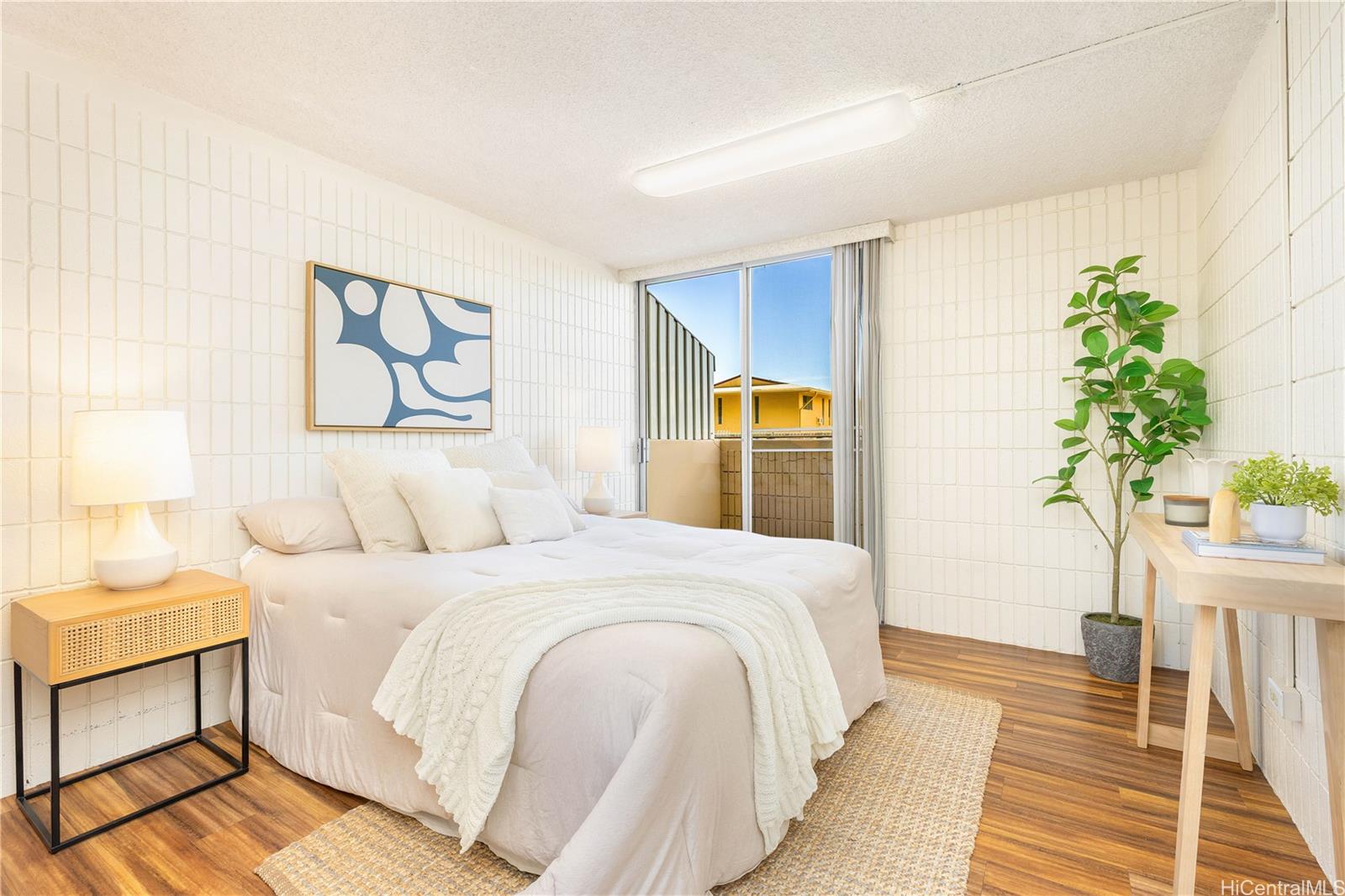 Sunset Lakeview condo # A202, Honolulu, Hawaii - photo 2 of 24