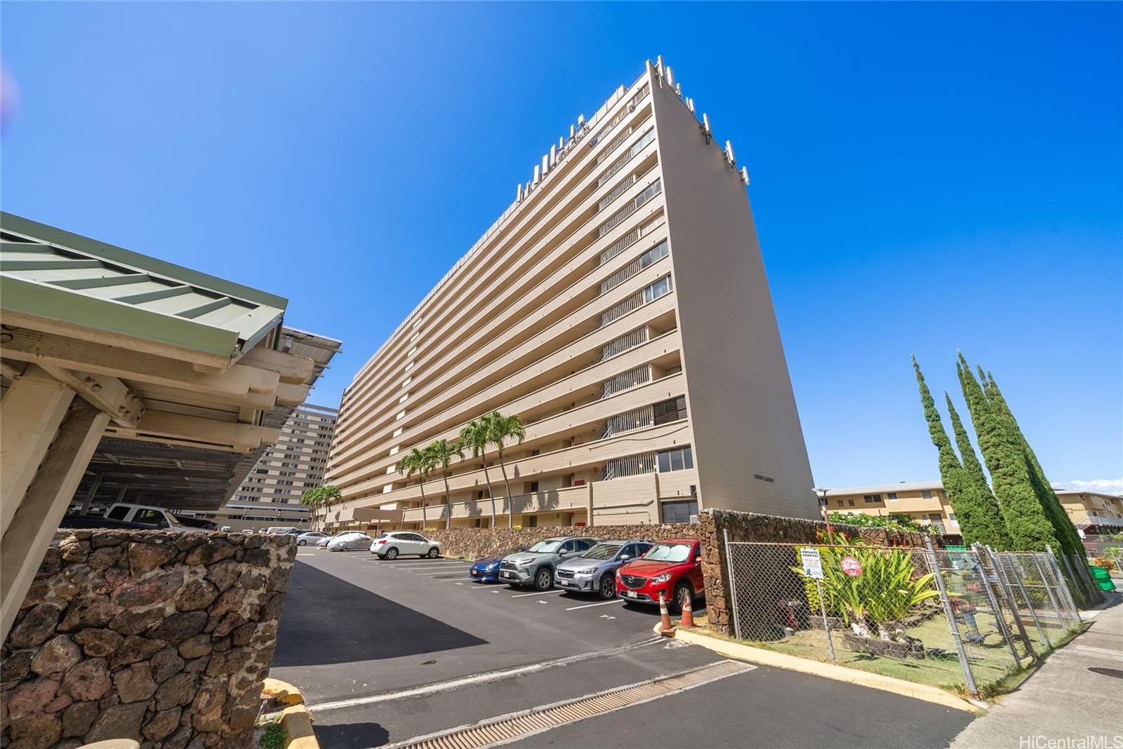 Sunset Lakeview condo # A510, Honolulu, Hawaii - photo 2 of 14