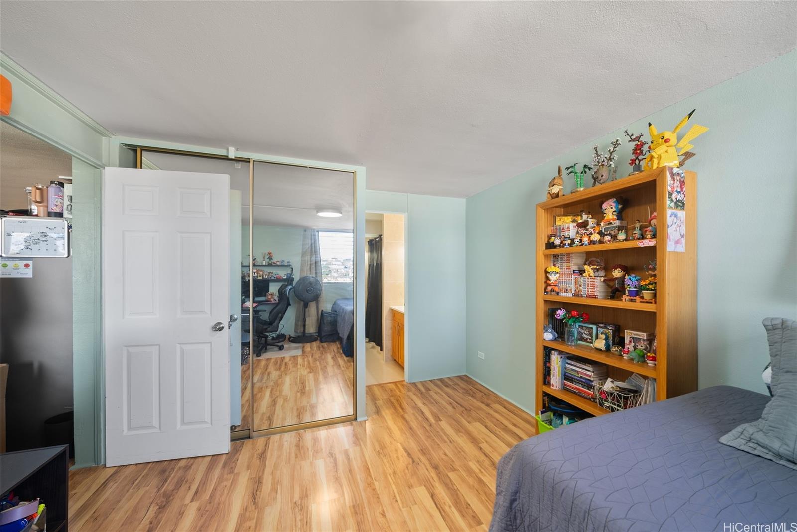 Sunset Lakeview condo # A510, Honolulu, Hawaii - photo 10 of 14