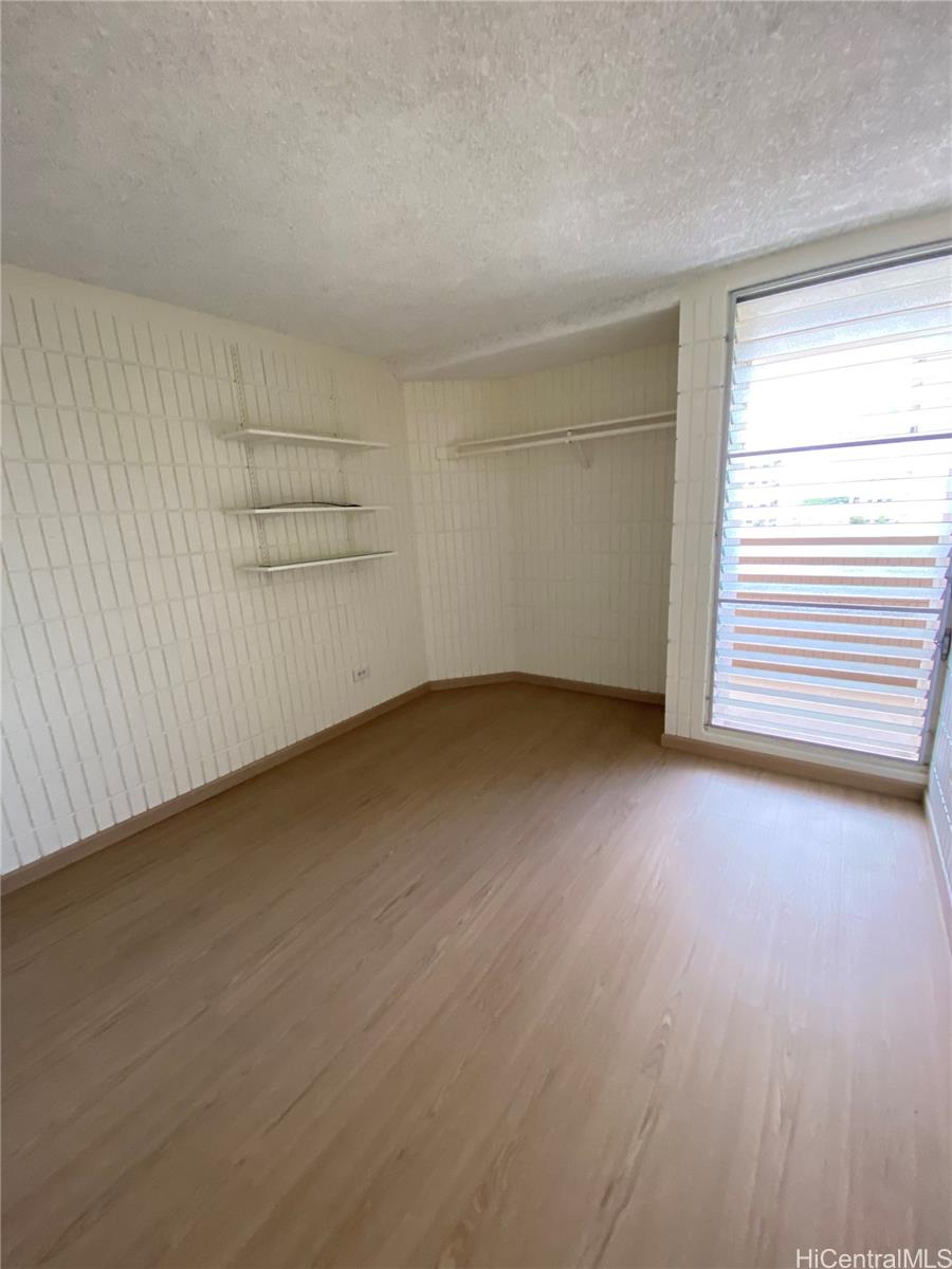 Sunset Lakeview condo # A802, Honolulu, Hawaii - photo 5 of 15